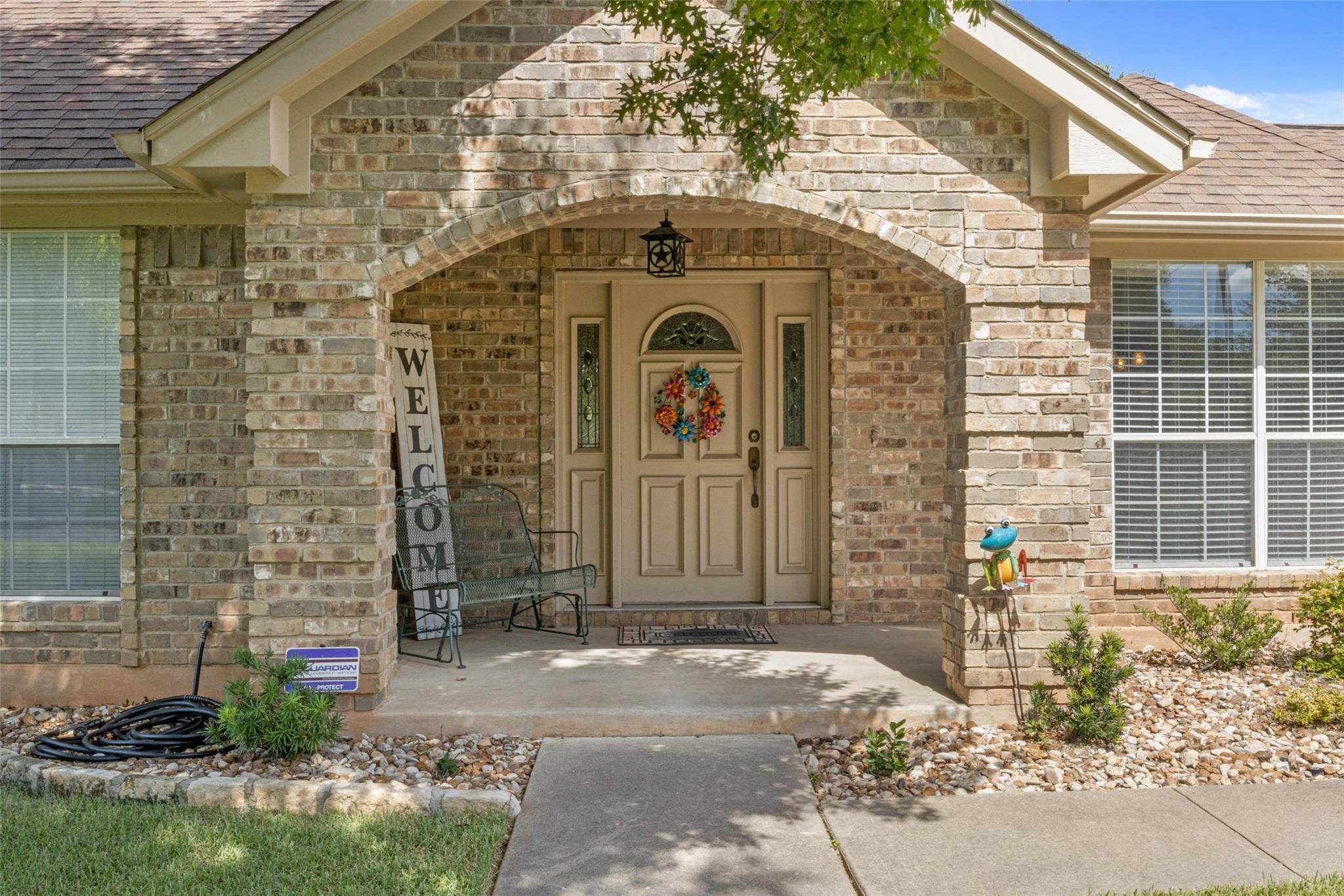 2501 Clover Valley LN, Georgetown, TX 78626