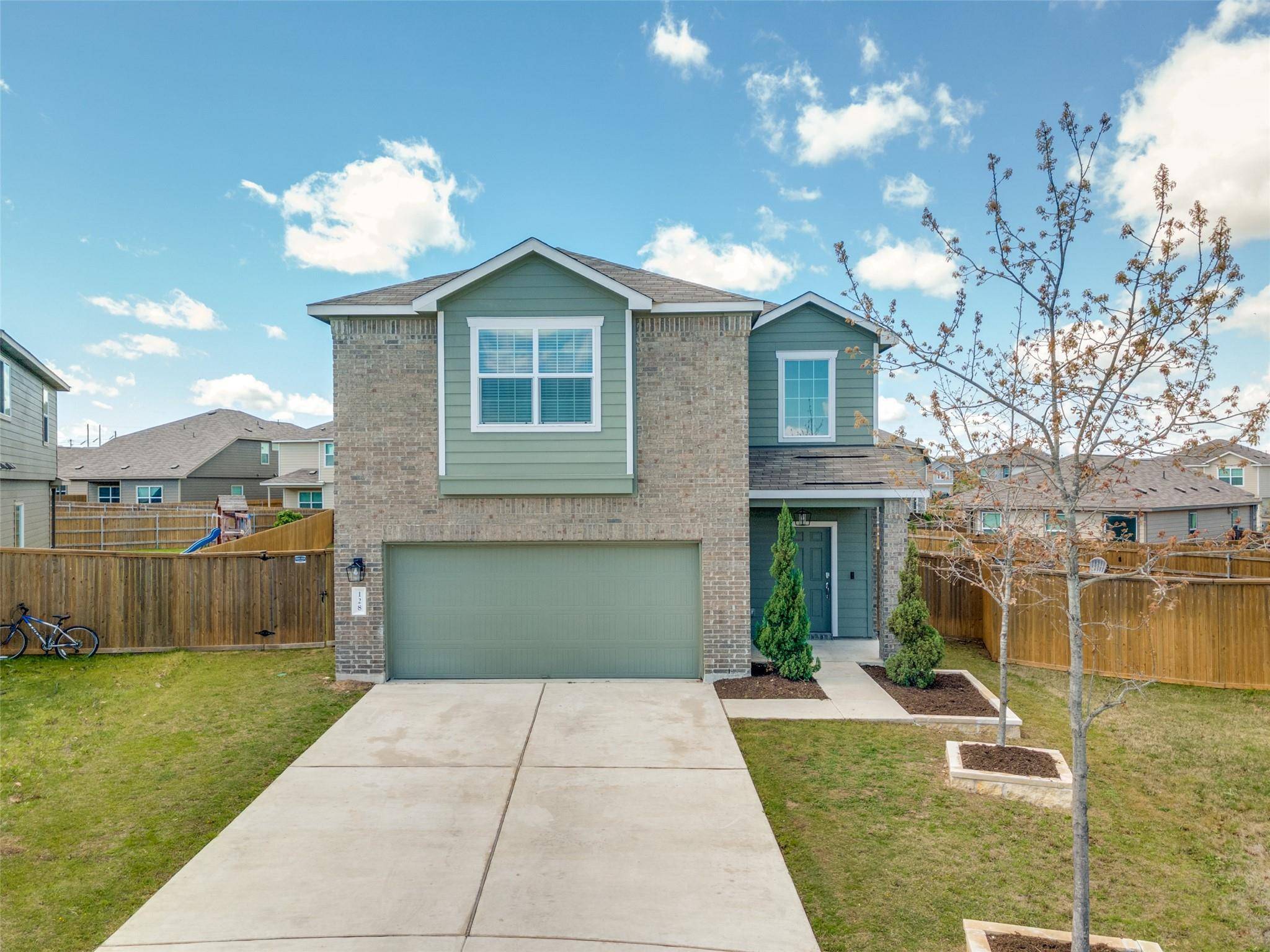 128 Guardian Angel CT, Jarrell, TX 76537