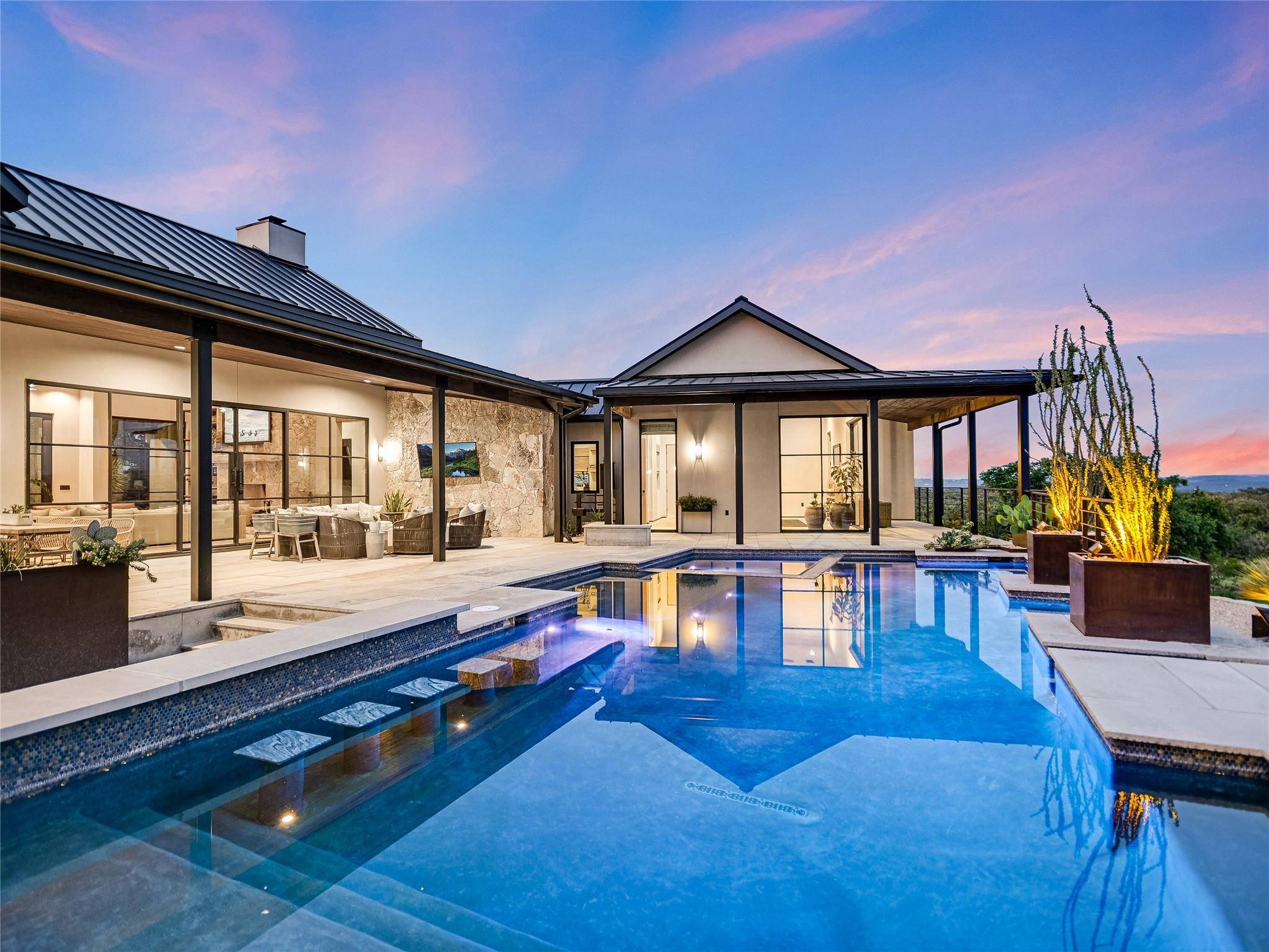 625 HEATON HOLLOW RD, Wimberley, TX 78676