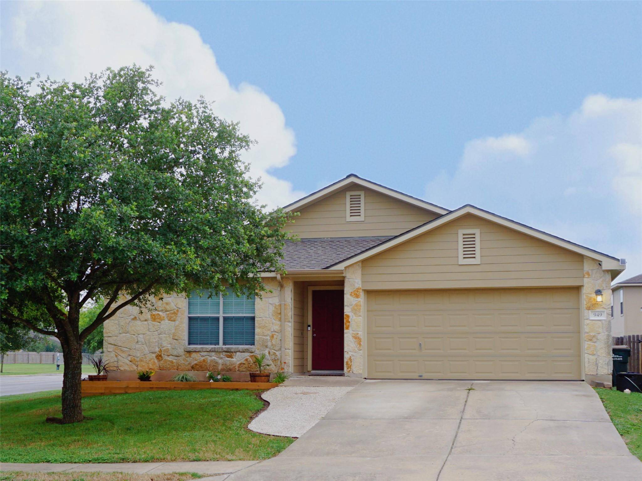 949 Shadow Creek BLVD, Buda, TX 78610