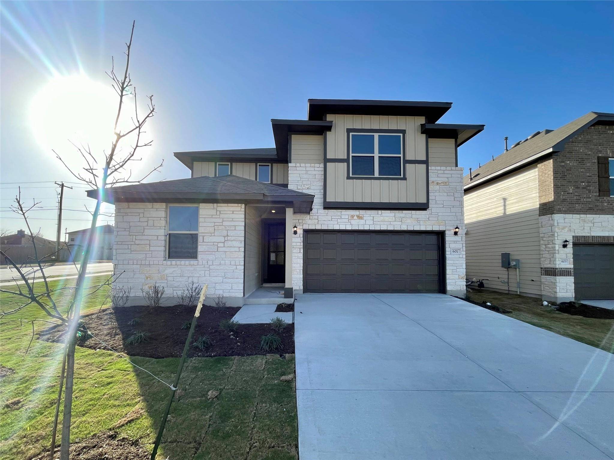 601 Palo Brea LOOP, Hutto, TX 78634