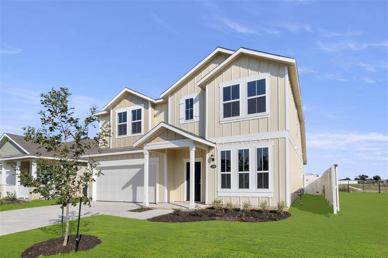 1296 Teychas DR, Kyle, TX 78640