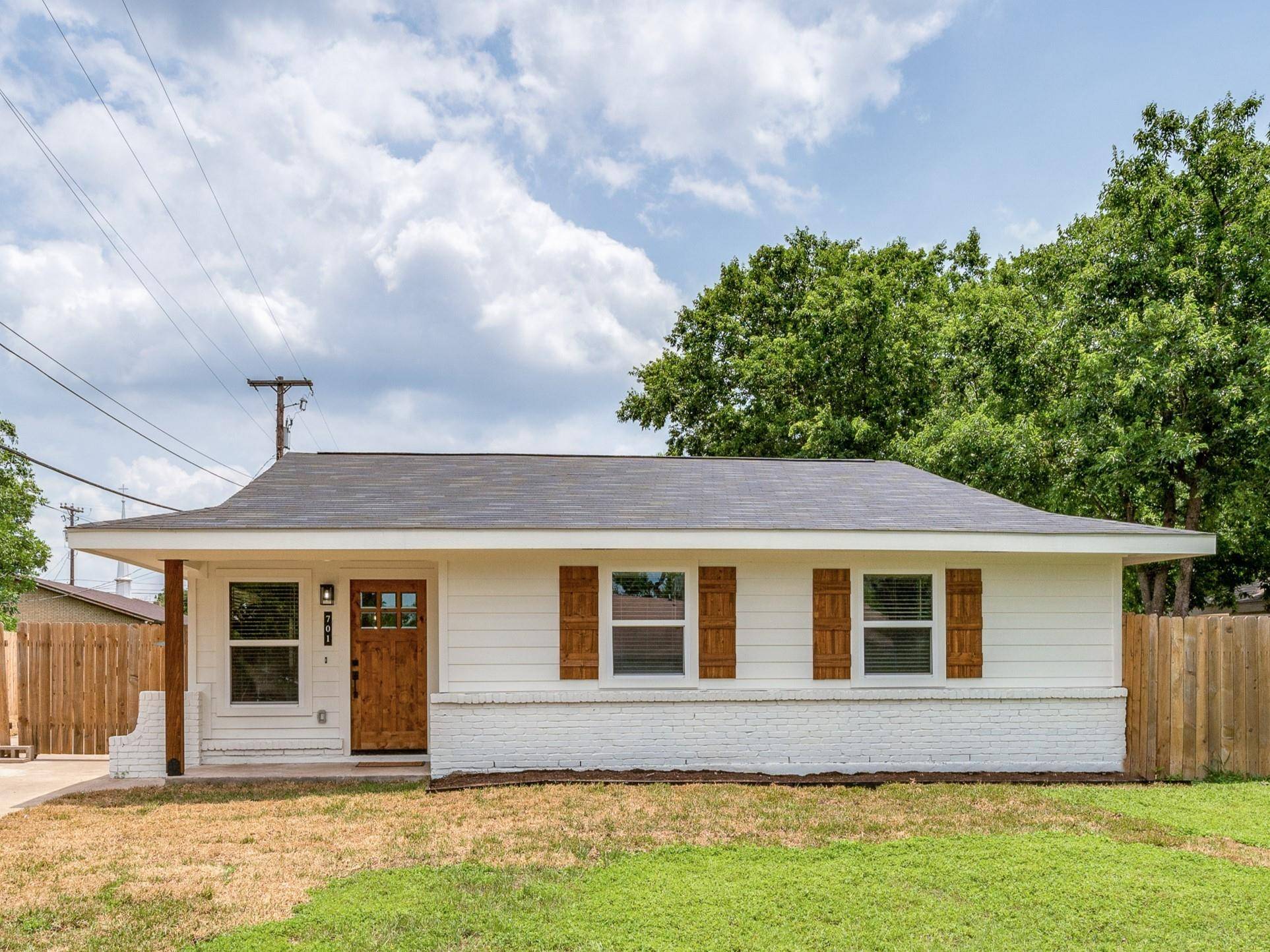 701 West ST, Georgetown, TX 78626