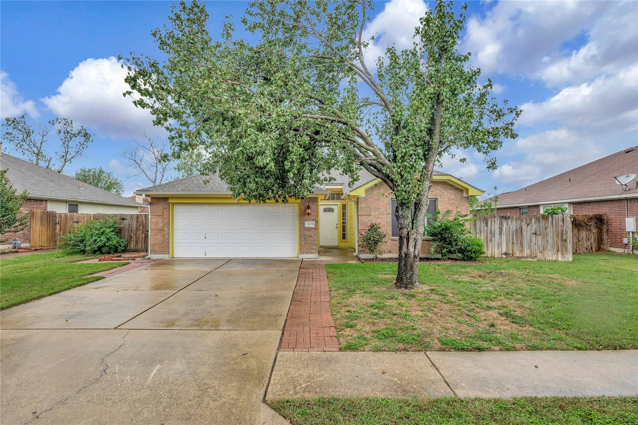2205 Clover LN, Cedar Park, TX 78613