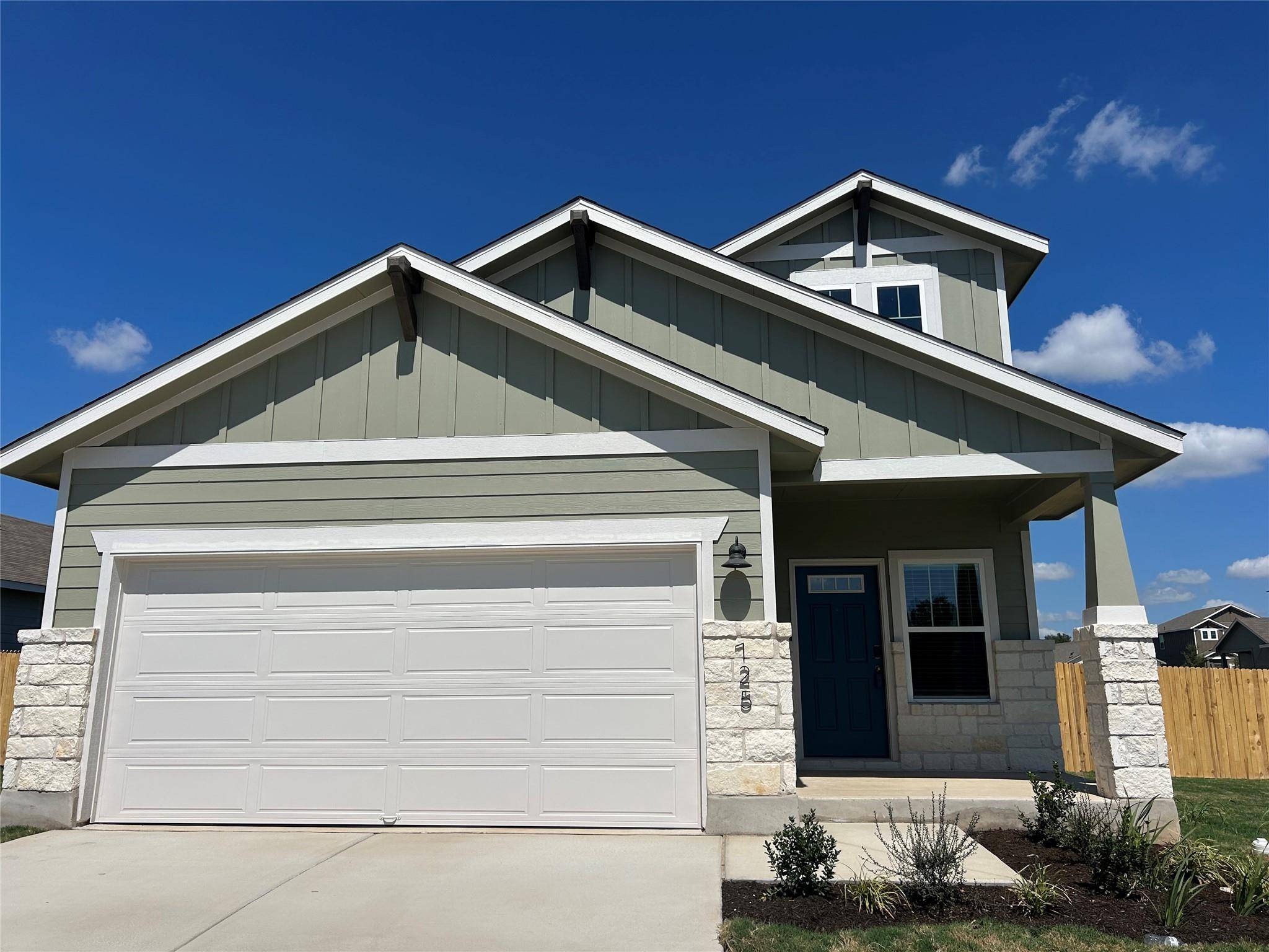 725 Sun Grove TRL, Georgetown, TX 78628