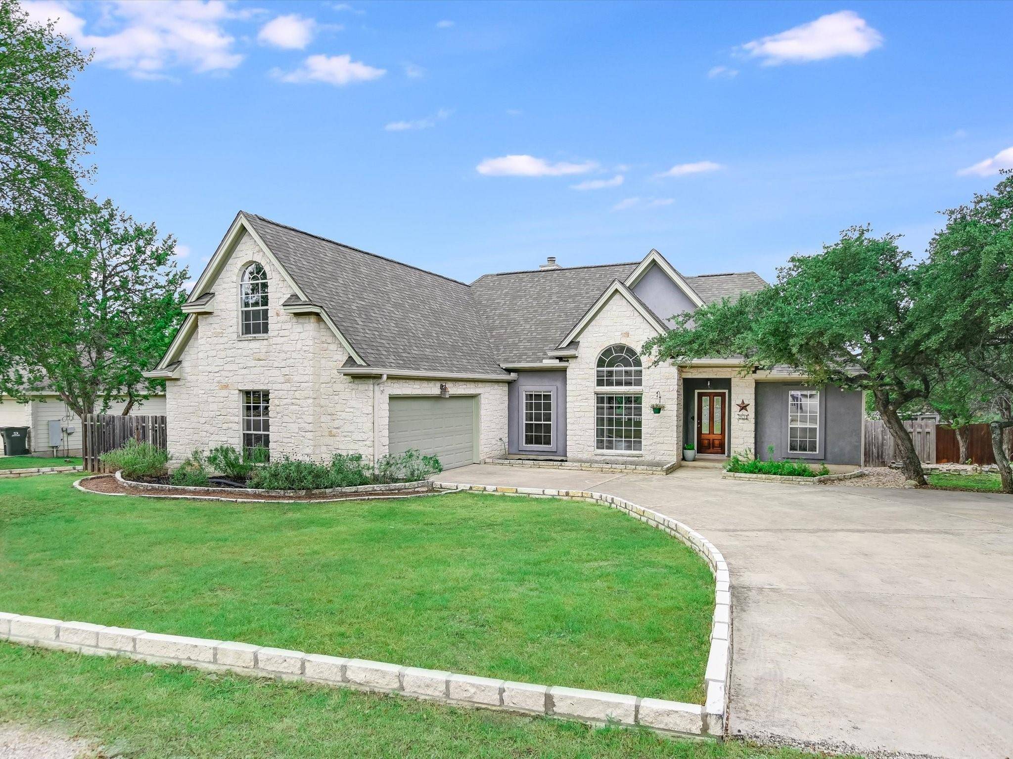 91 Ridgewood CIR, Wimberley, TX 78676