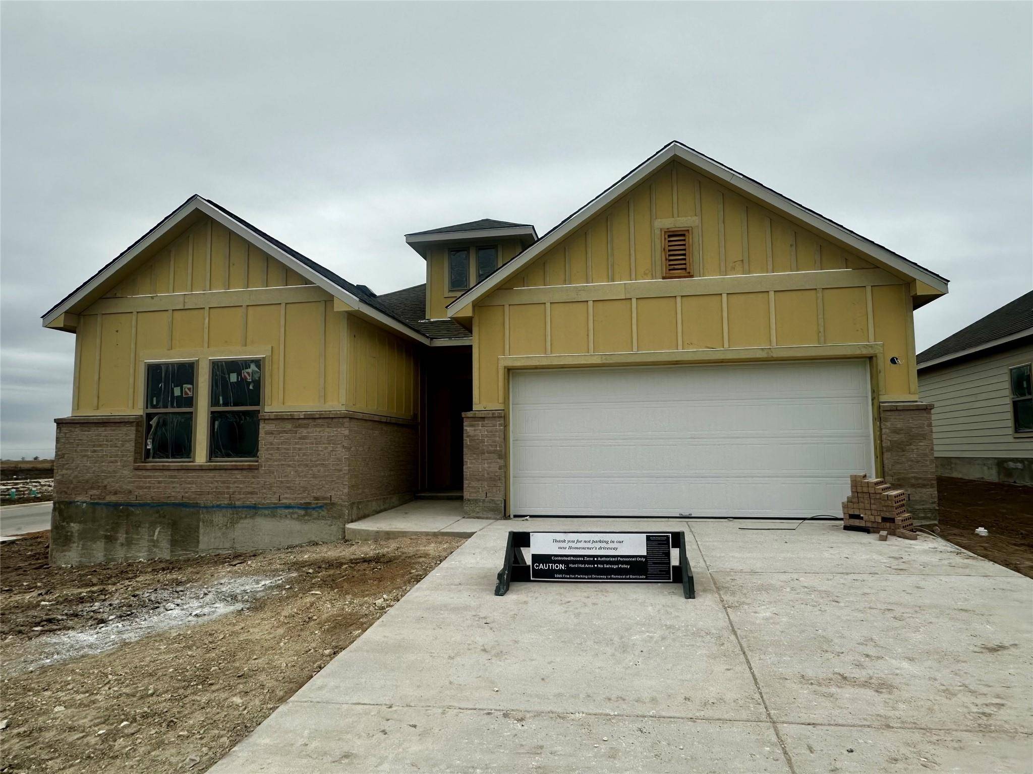 264 Lazy Lizzy RD, Jarrell, TX 76537