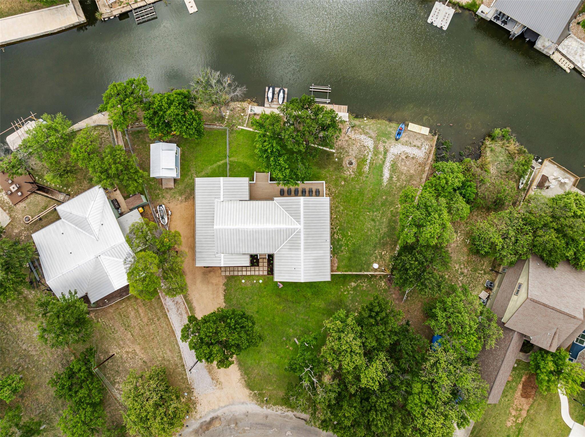 1016 Sherwood Forest DR, Granite Shoals, TX 78654