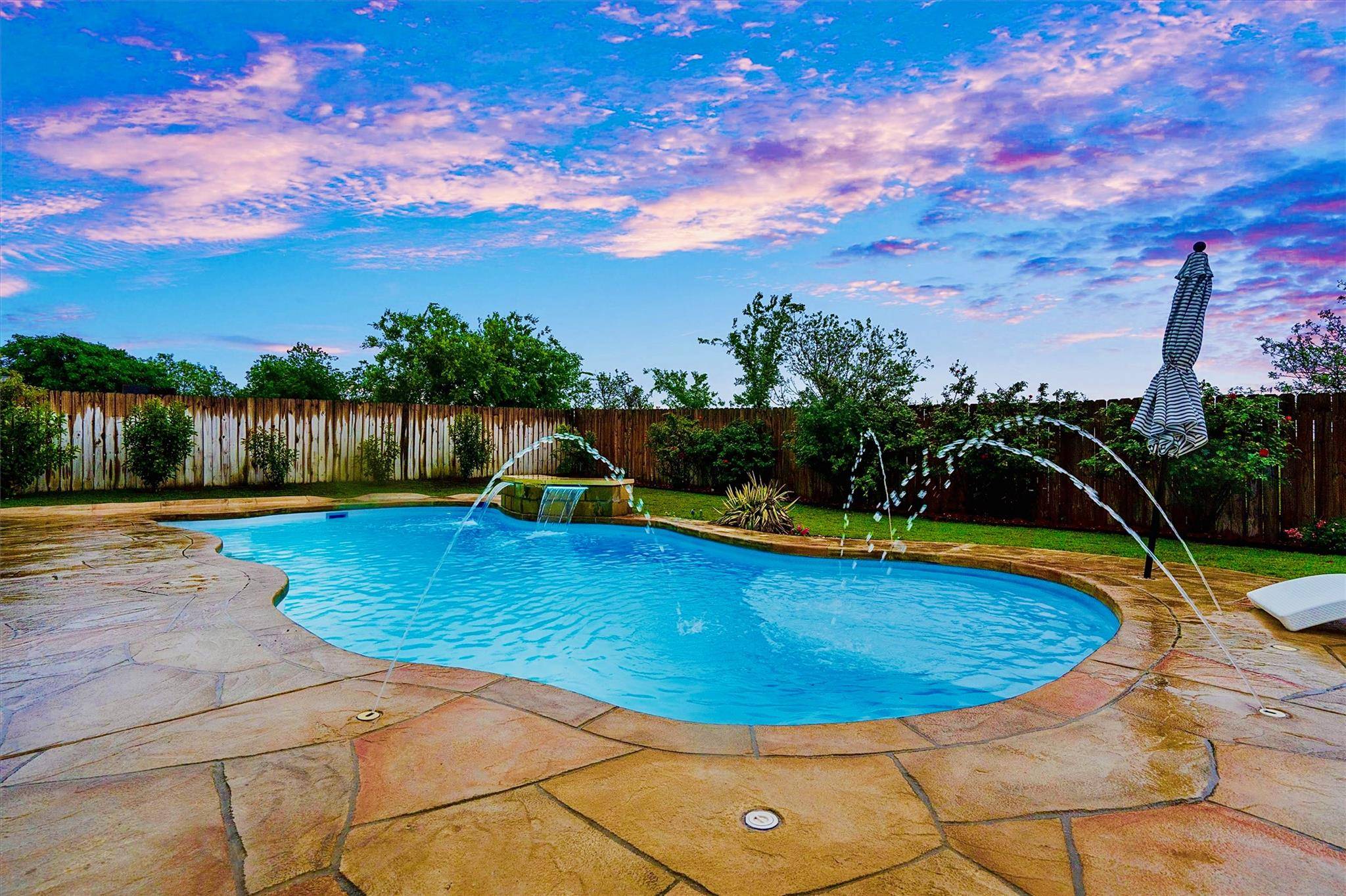 401 Boone Valley DR, Round Rock, TX 78664