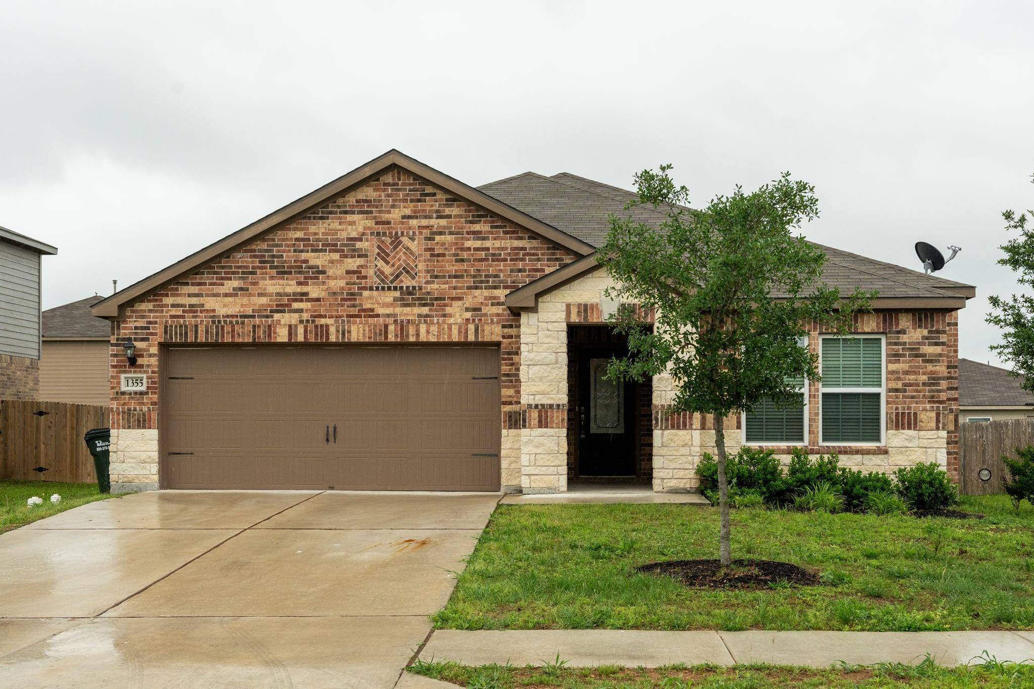 1355 Treeta TRL, Kyle, TX 78640