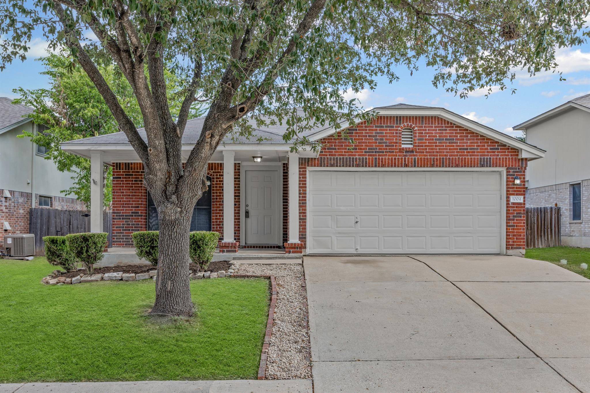1004 Stacias WAY, Pflugerville, TX 78660