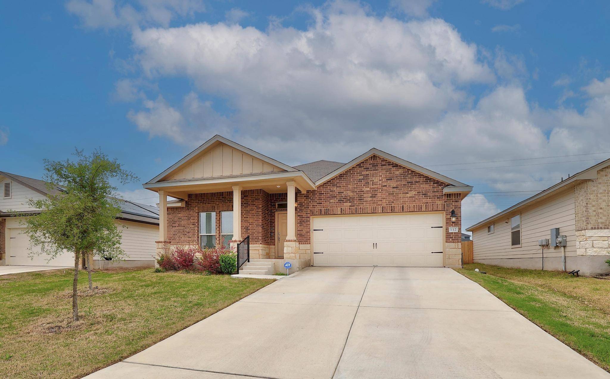 112 Taggart TRL, Jarrell, TX 76537