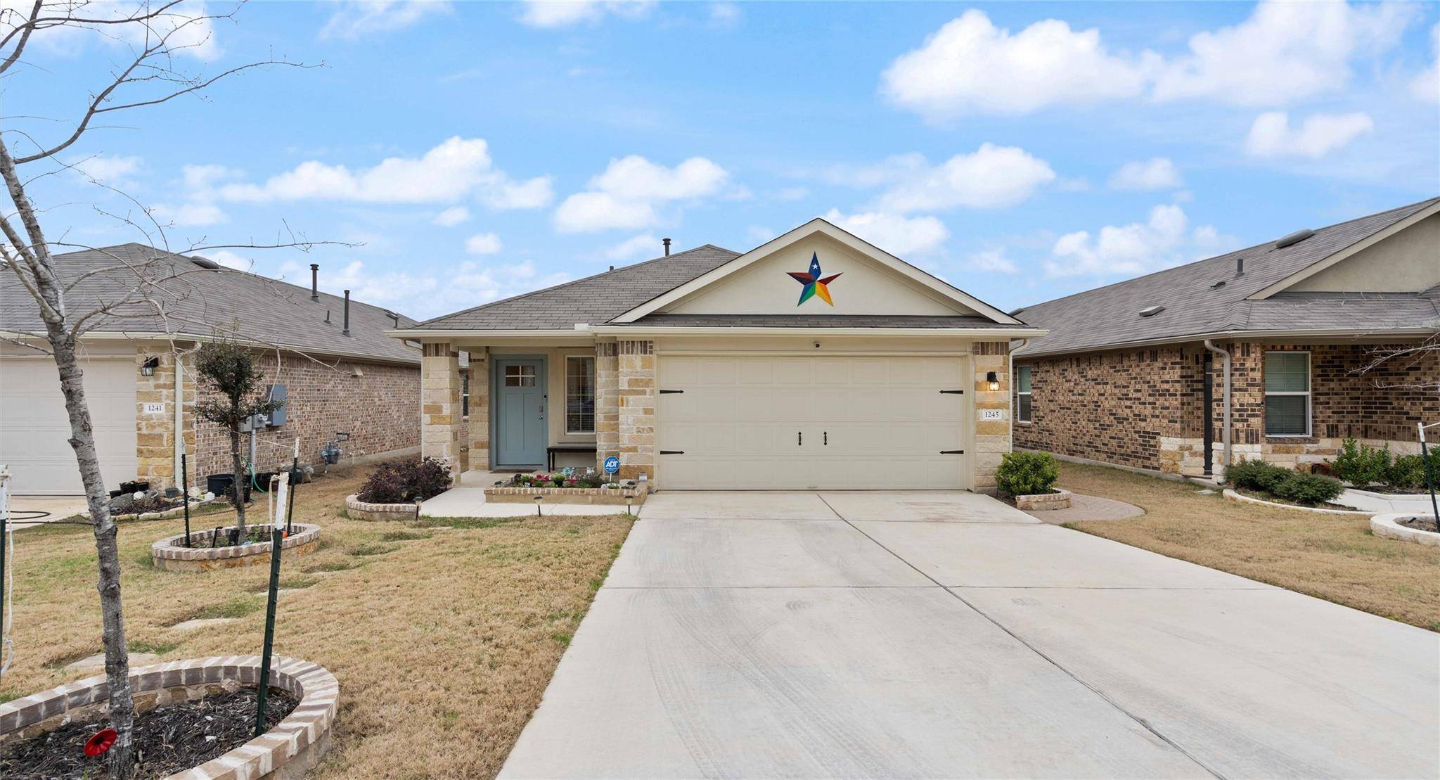 1245 Vogel DR, Georgetown, TX 78626
