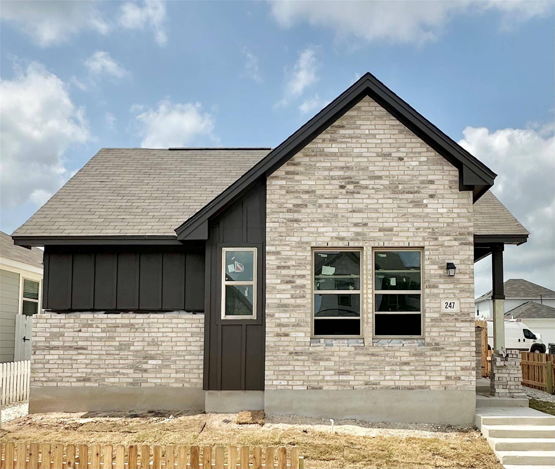 247 Rieber RD, Kyle, TX 78640