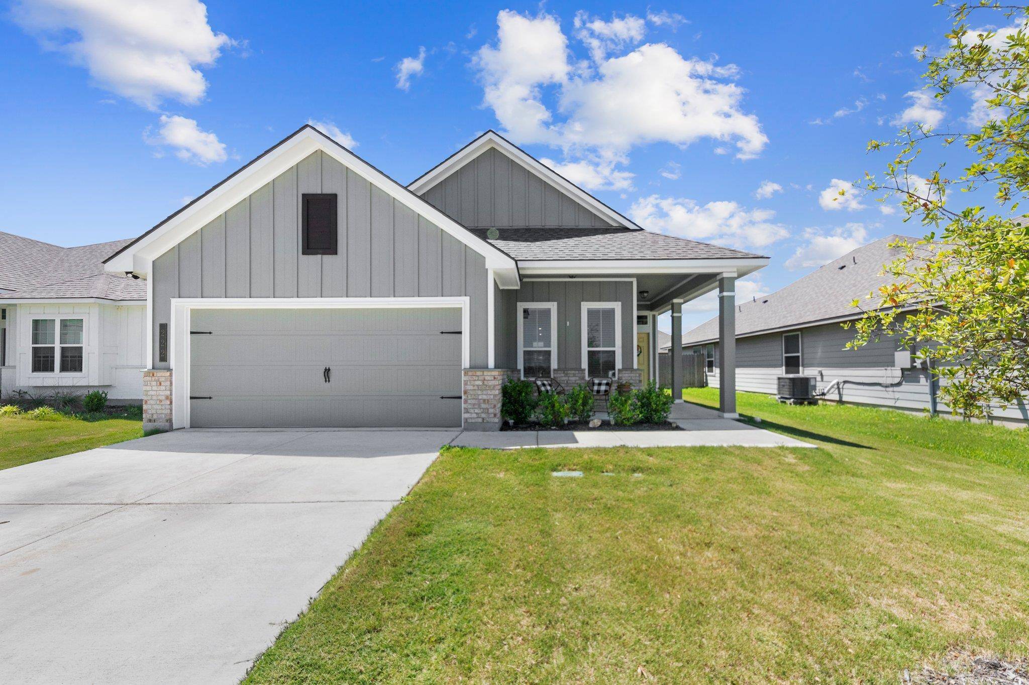 222 Boatright BLVD, Jarrell, TX 76537