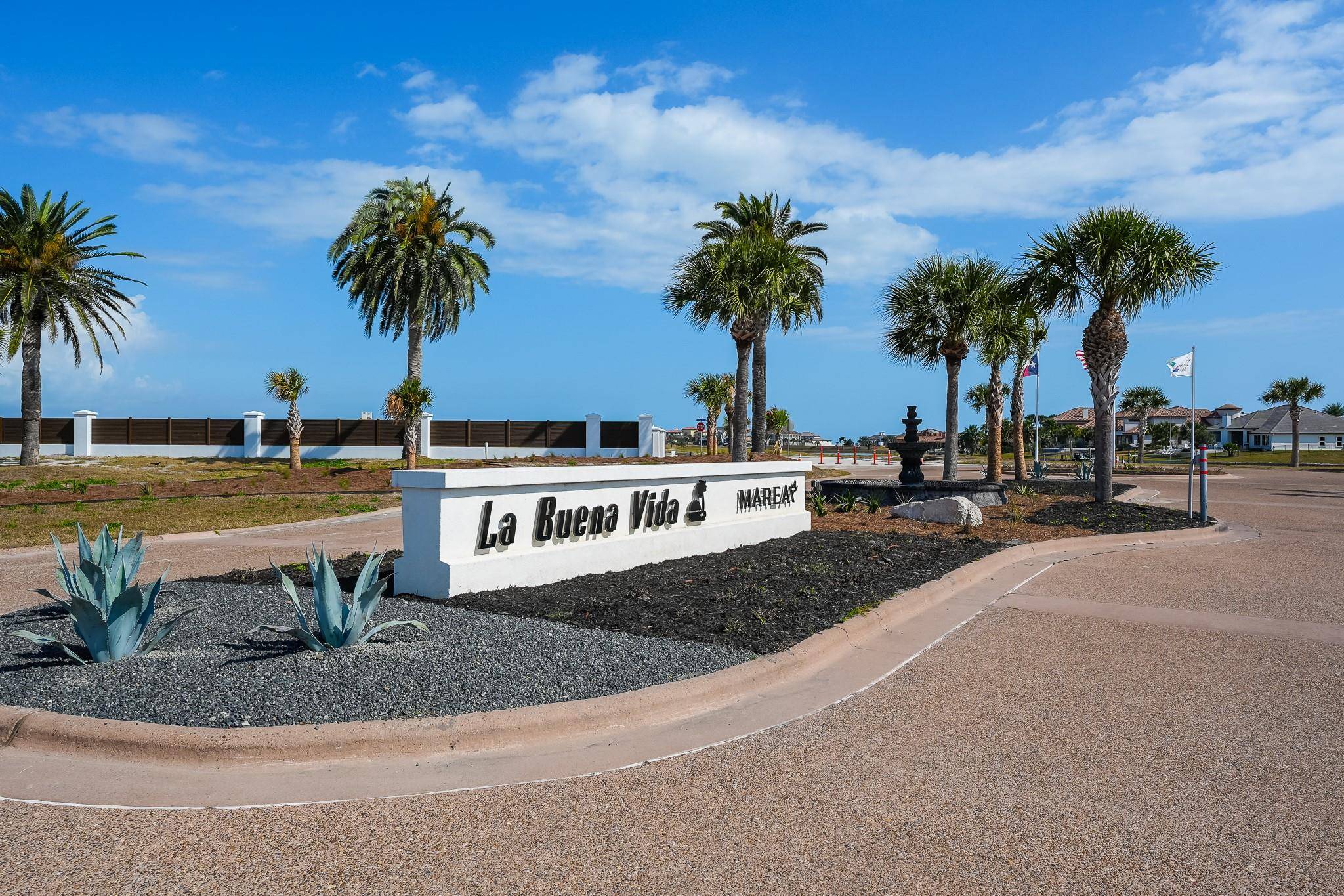 36 La Buena Vida DR, Aransas Pass, TX 78336