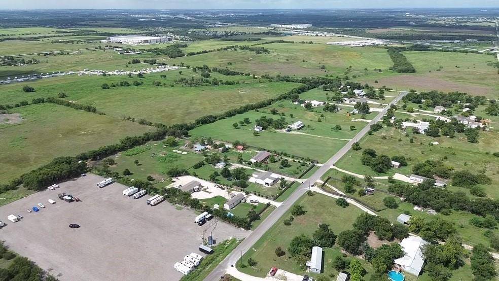 320 Green Acres, Georgetown, TX 78664