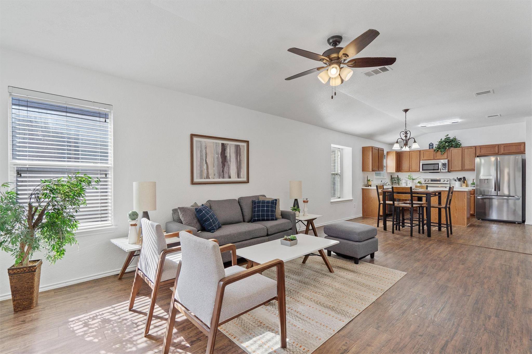 217 Altamont ST, Hutto, TX 78634