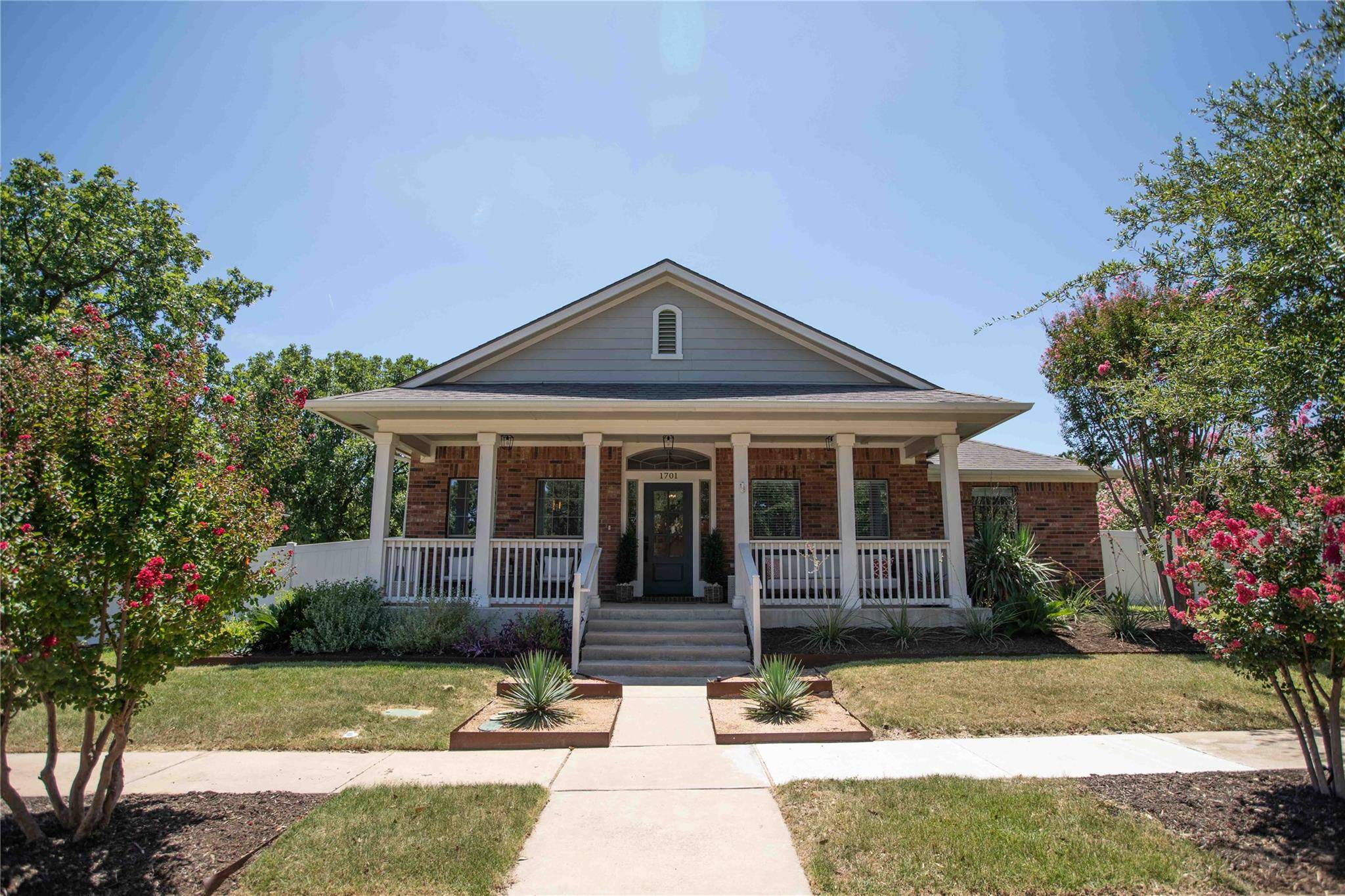 1701 Hill Country DR, Cedar Park, TX 78613