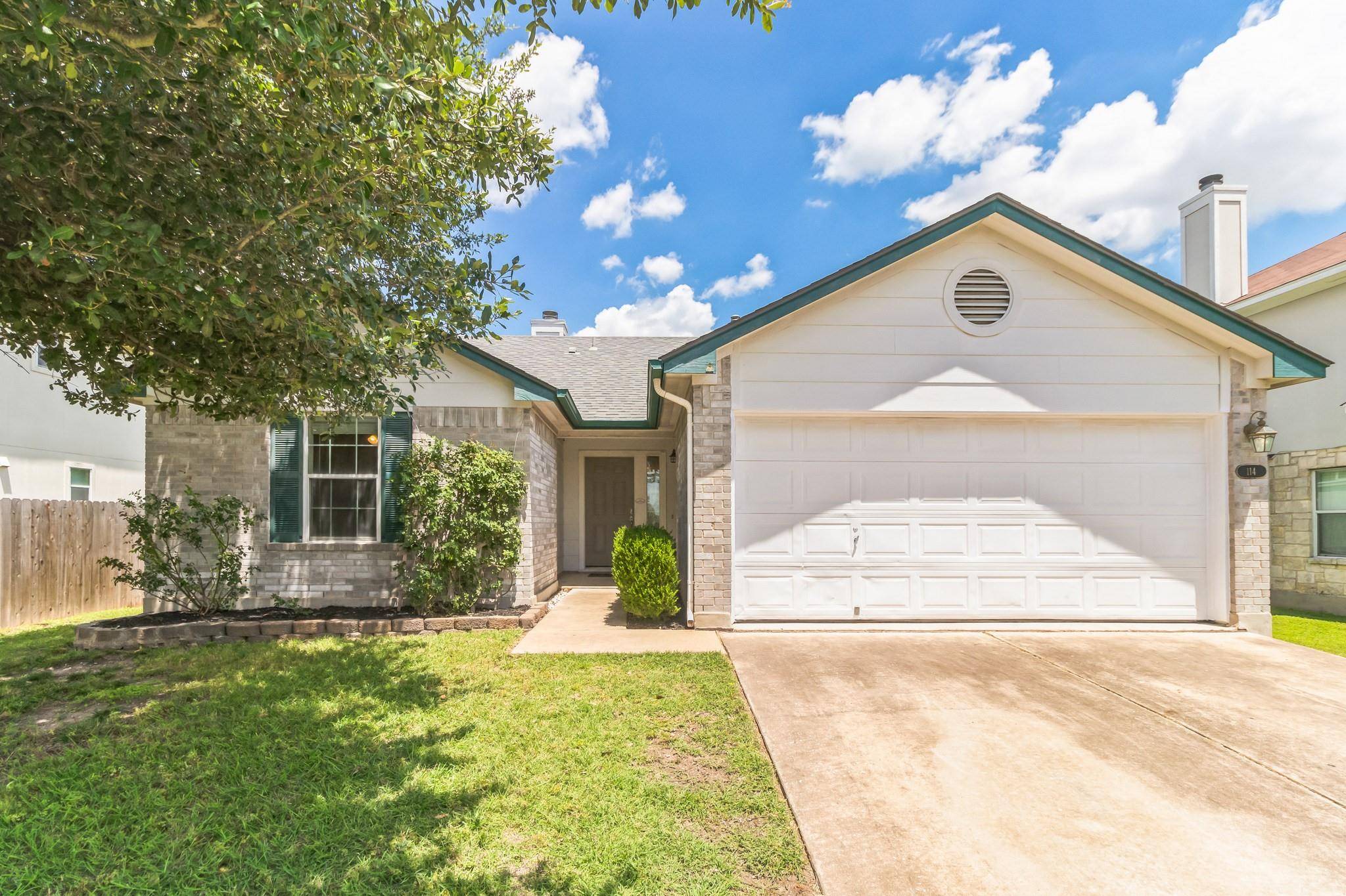 114 Saint Marys DR, Hutto, TX 78634