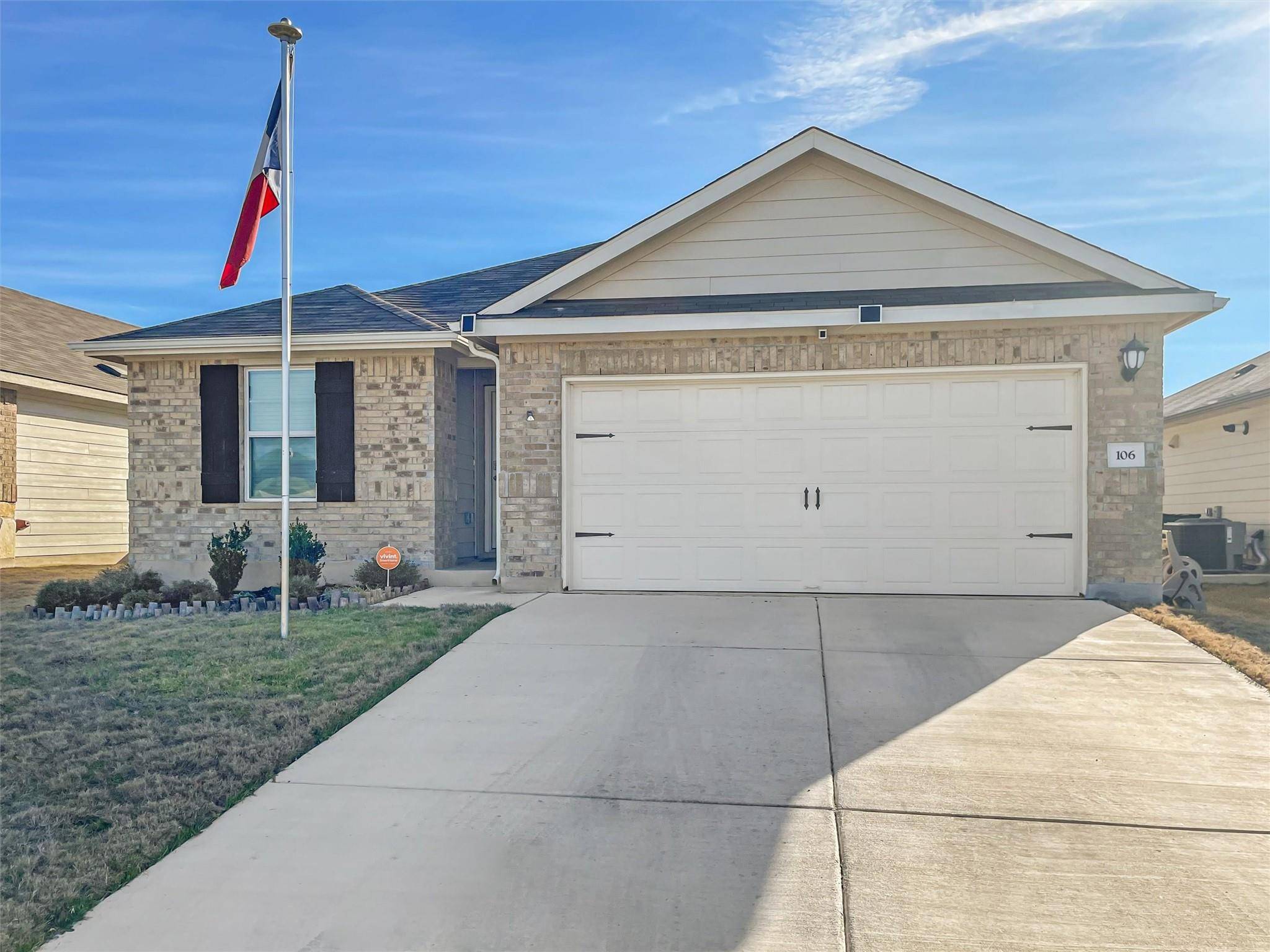 106 Low Bramble DR, Hutto, TX 78634