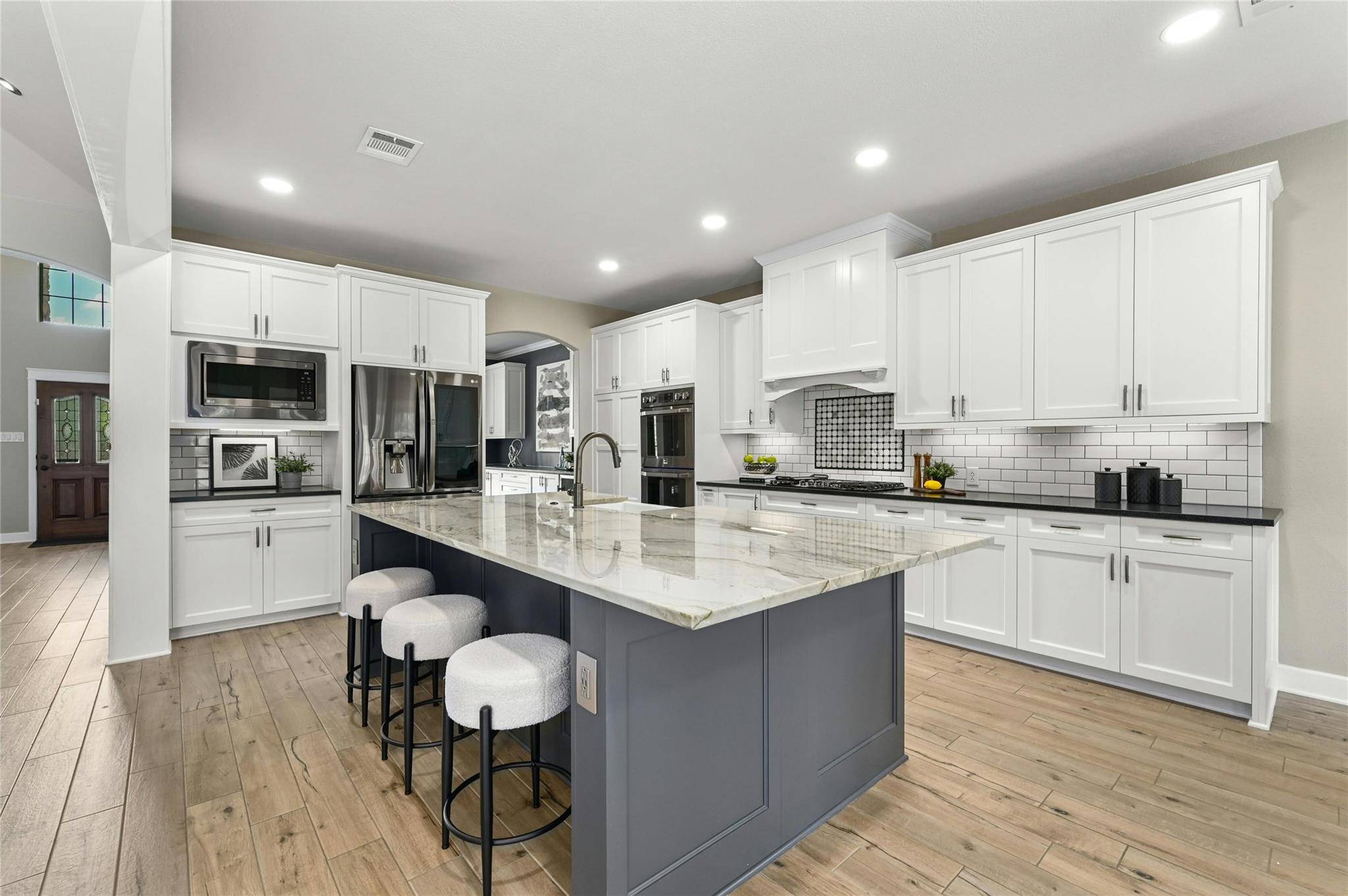 1812 Cattle DR, Cedar Park, TX 78613