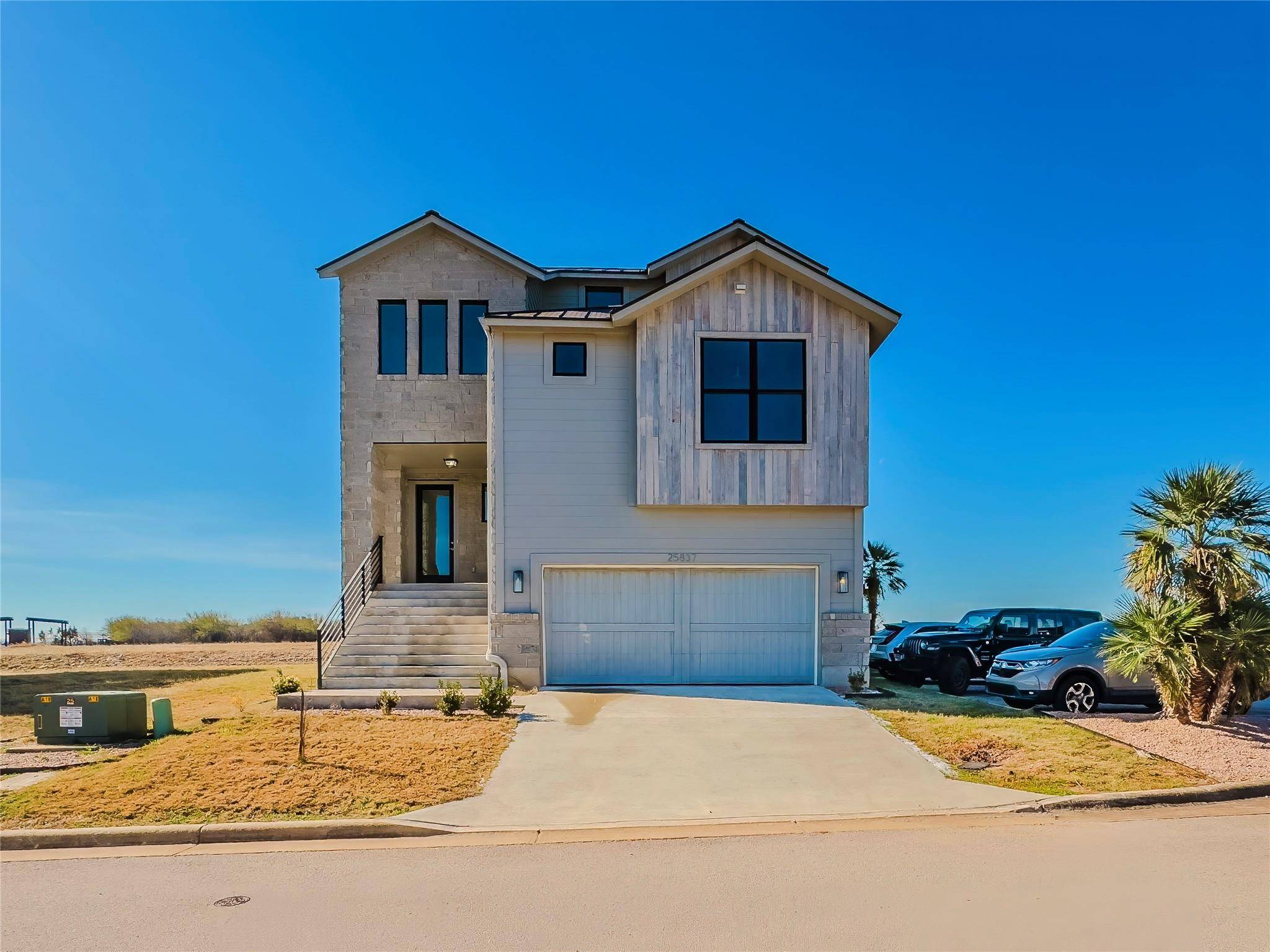 25837 Case LN #10, Spicewood, TX 78669