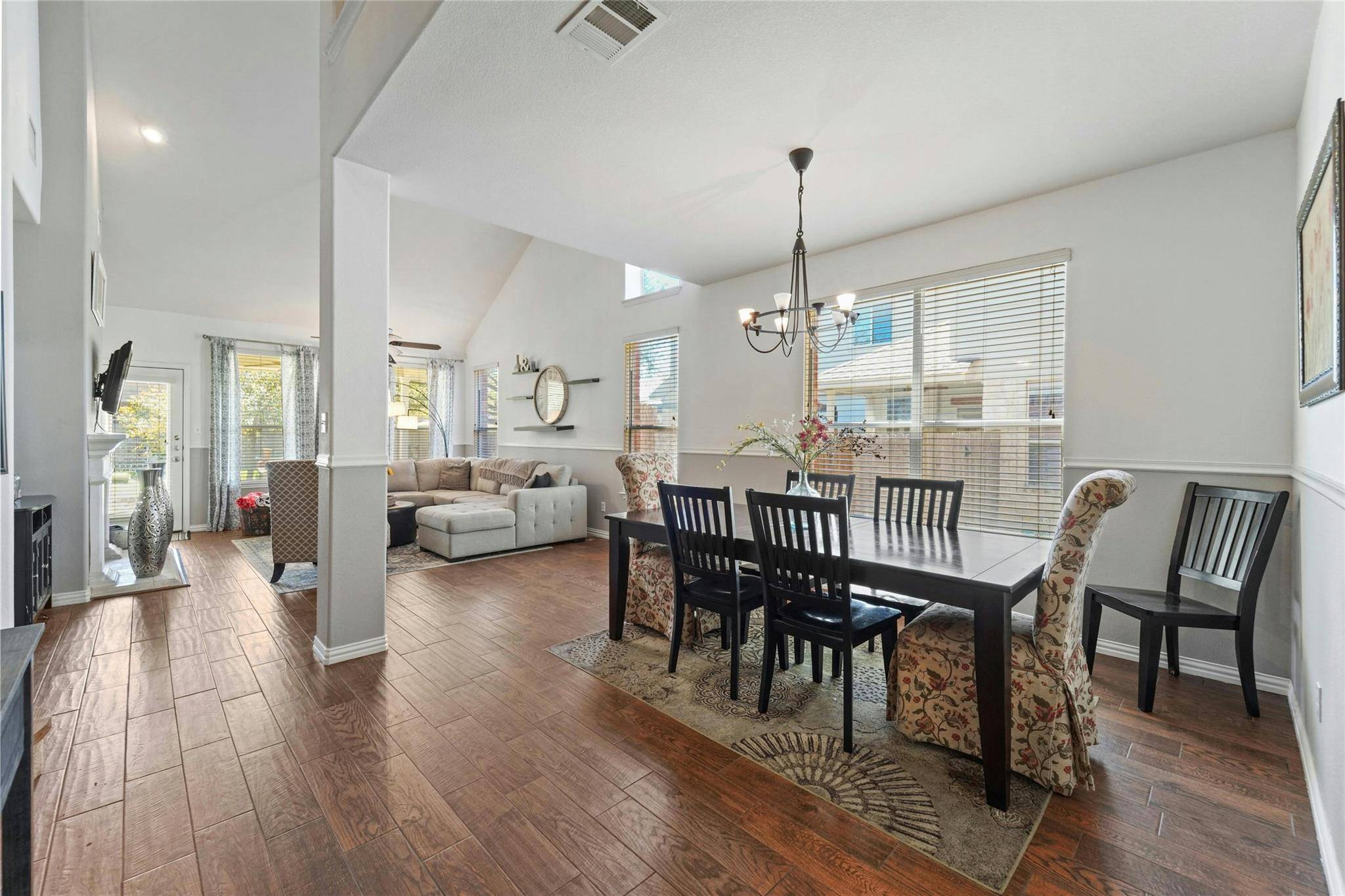 281 Clarence CT, Buda, TX 78610