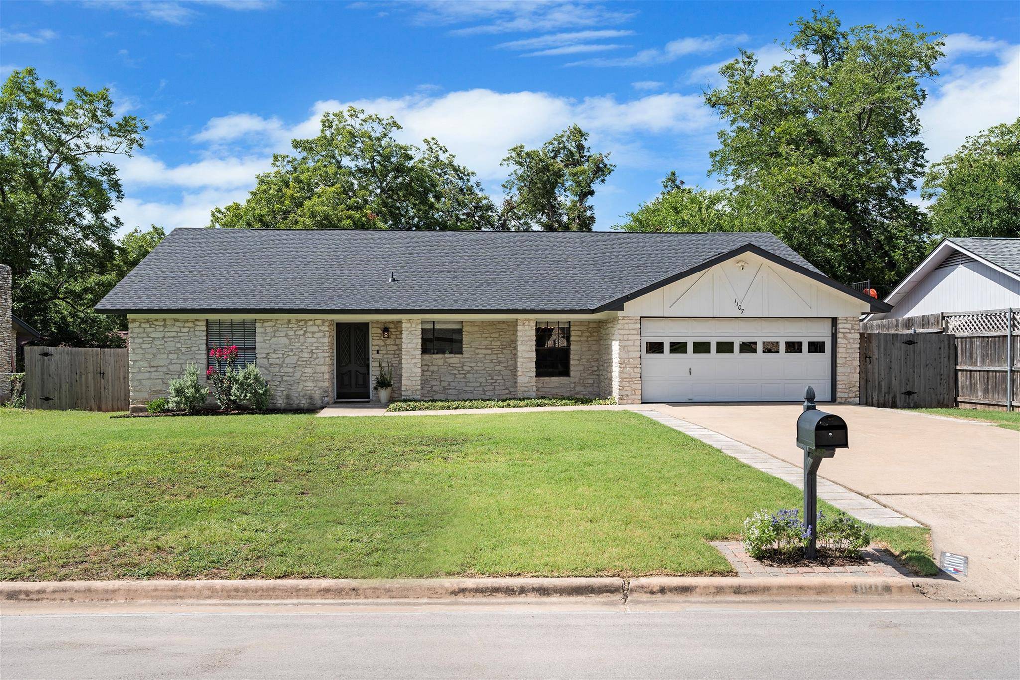 1107 Brushy Creek DR, Round Rock, TX 78664