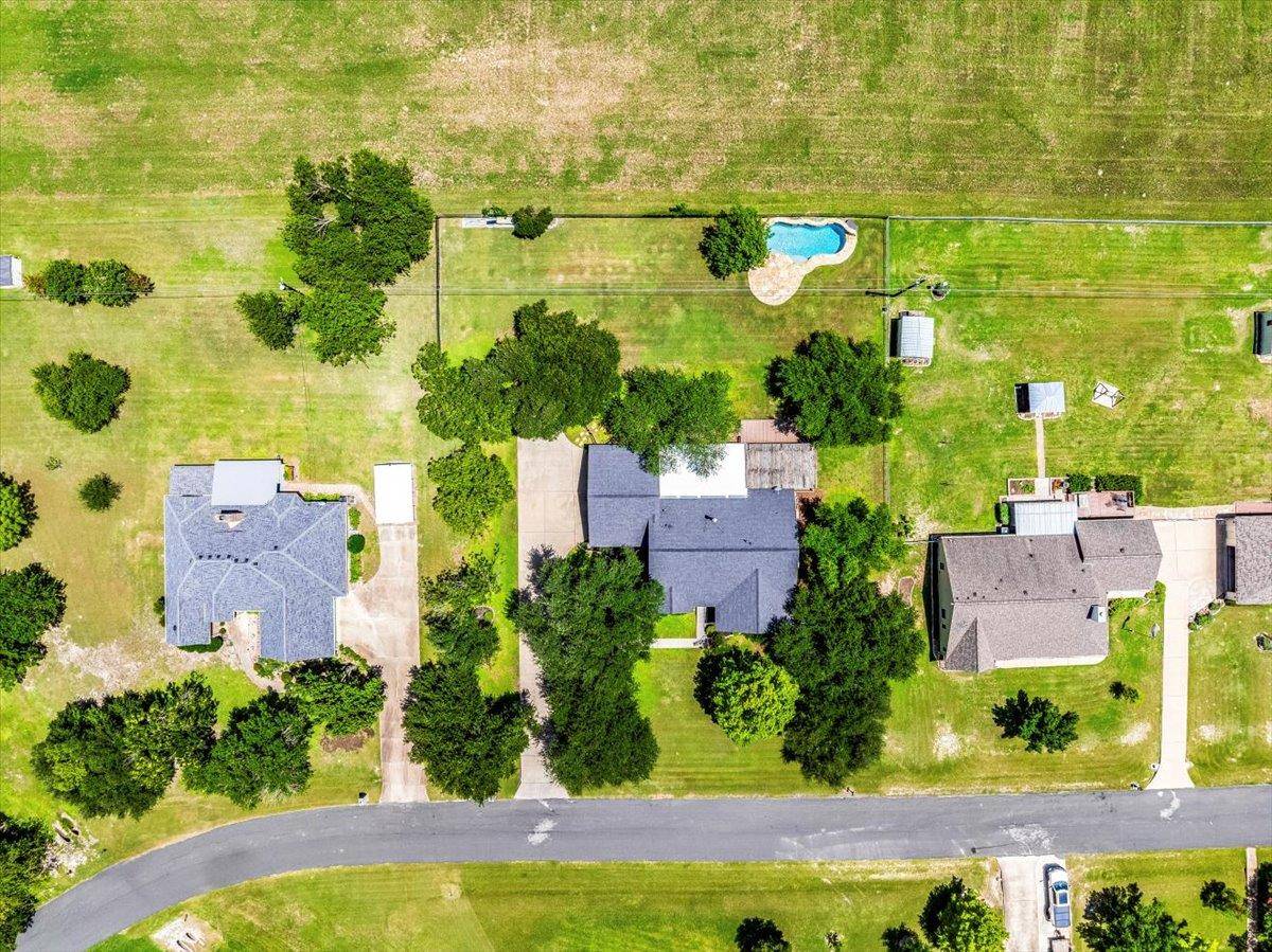 308 Morningside CIR, Hutto, TX 78634