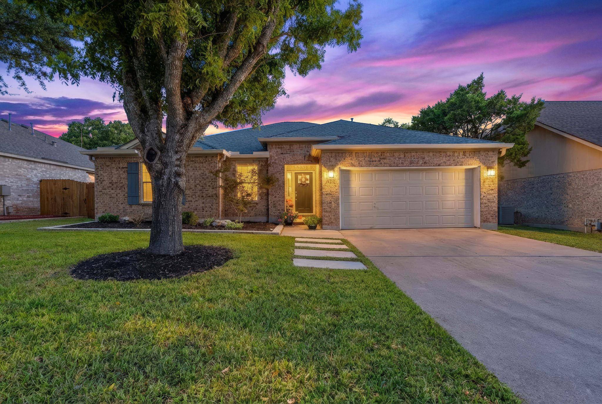 1905 Woodland DR, Cedar Park, TX 78613