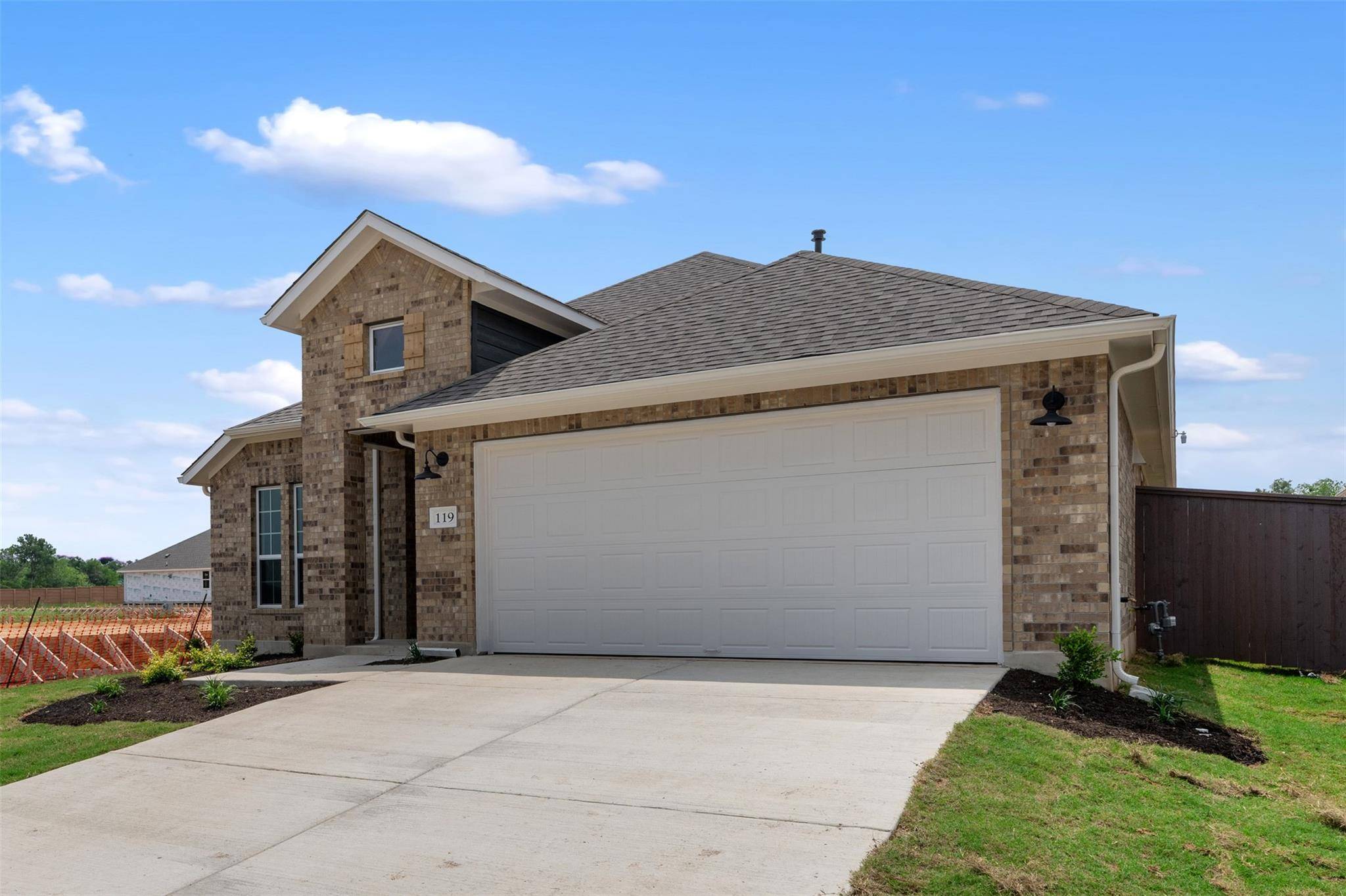 119 Golden Gate LN, Kyle, TX 78640
