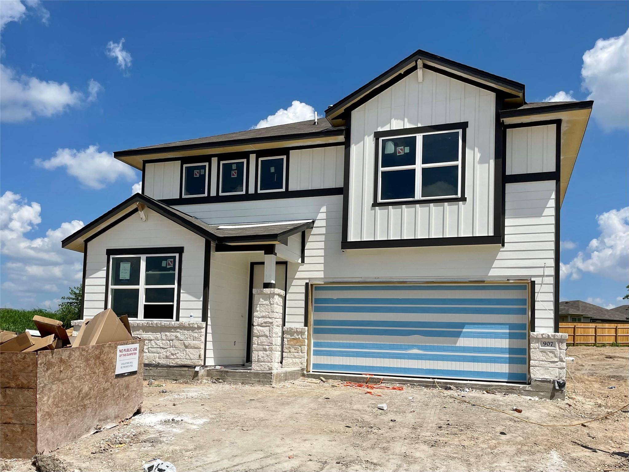 907 Palo Brea LOOP, Hutto, TX 78634