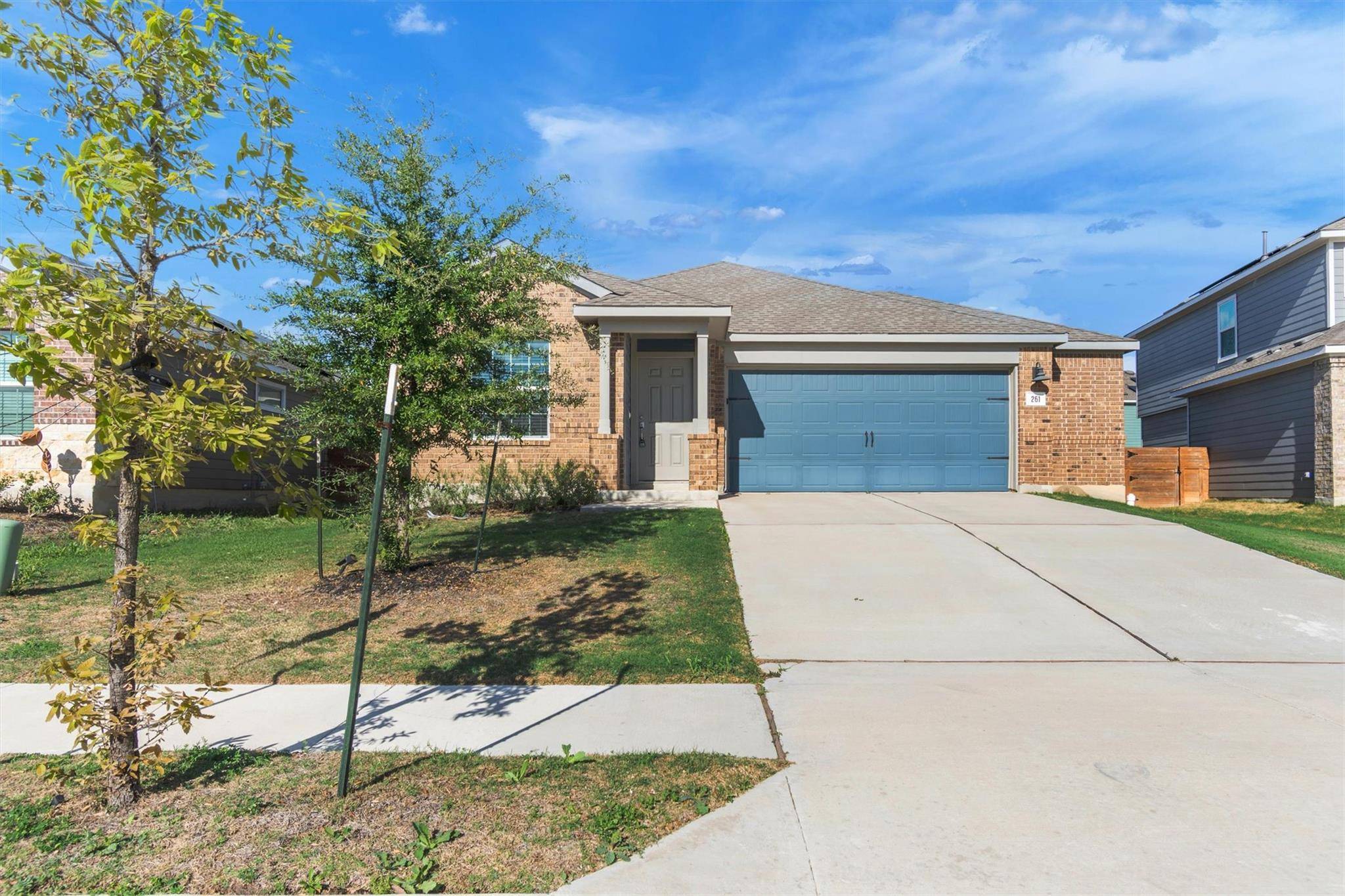 261 Madrid, Kyle, TX 78640