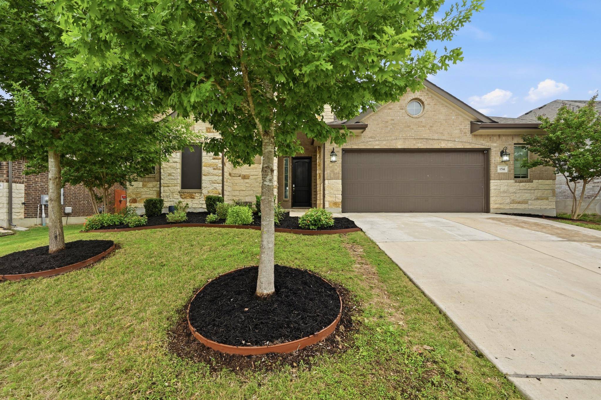 154 Ashleaf DR, Buda, TX 78610