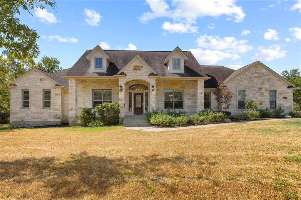 119 Sam Houston DR, Bastrop, TX 78602