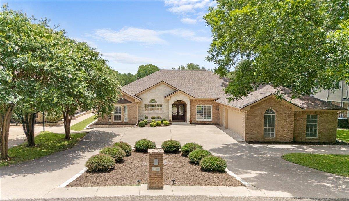 2901 Chisholm TRL, Salado, TX 76571