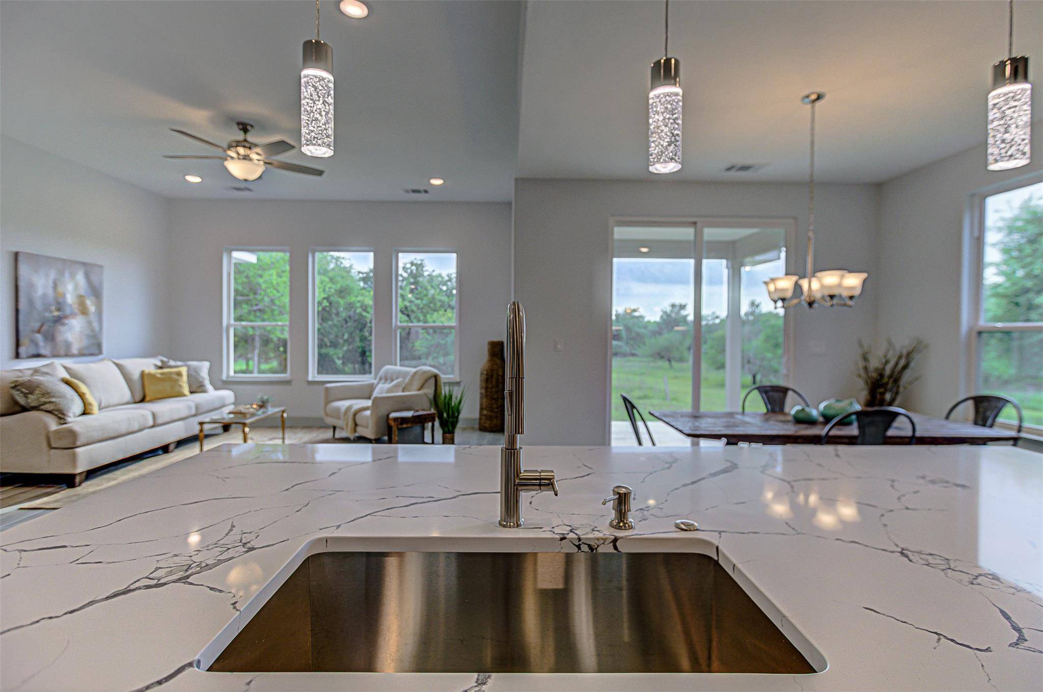 162 Puu Waa Waa LN, Bastrop, TX 78602