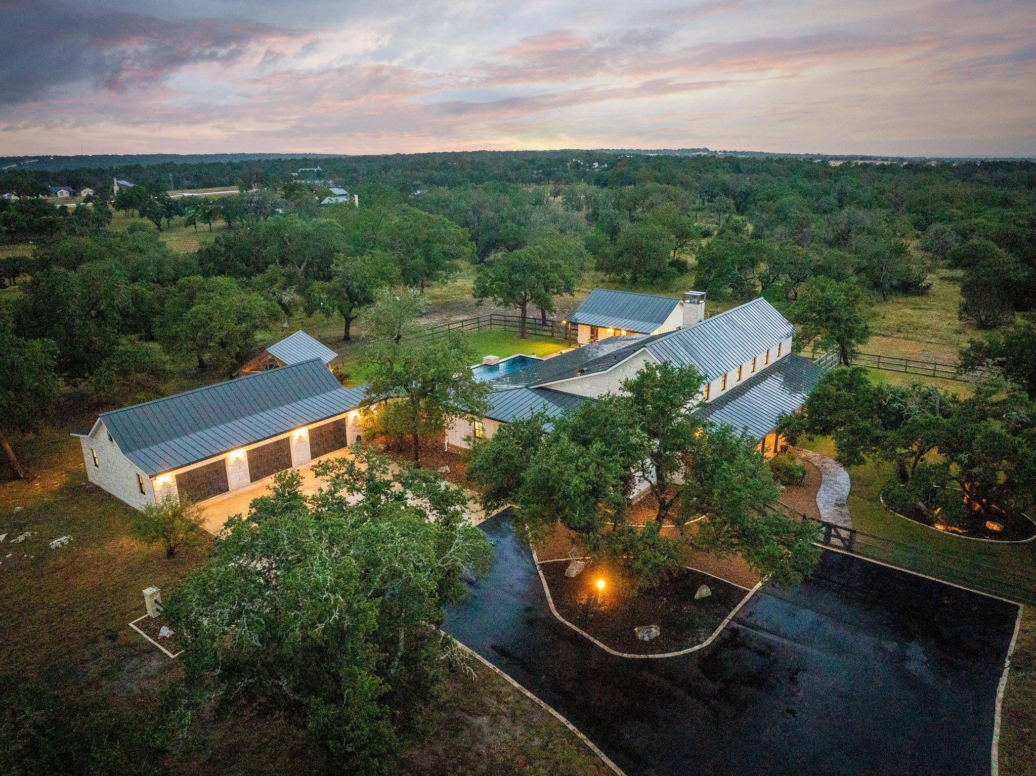 139 Inspiration LOOP, Fredericksburg, TX 78624