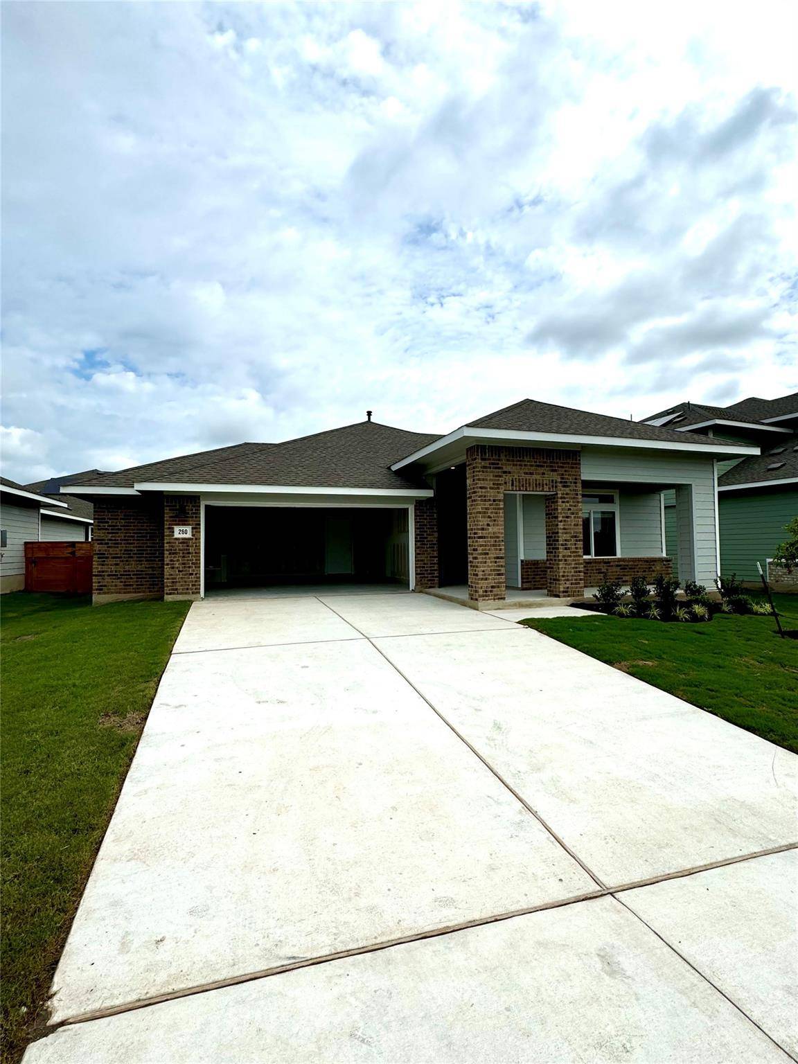 260 Gresham, Kyle, TX 78640
