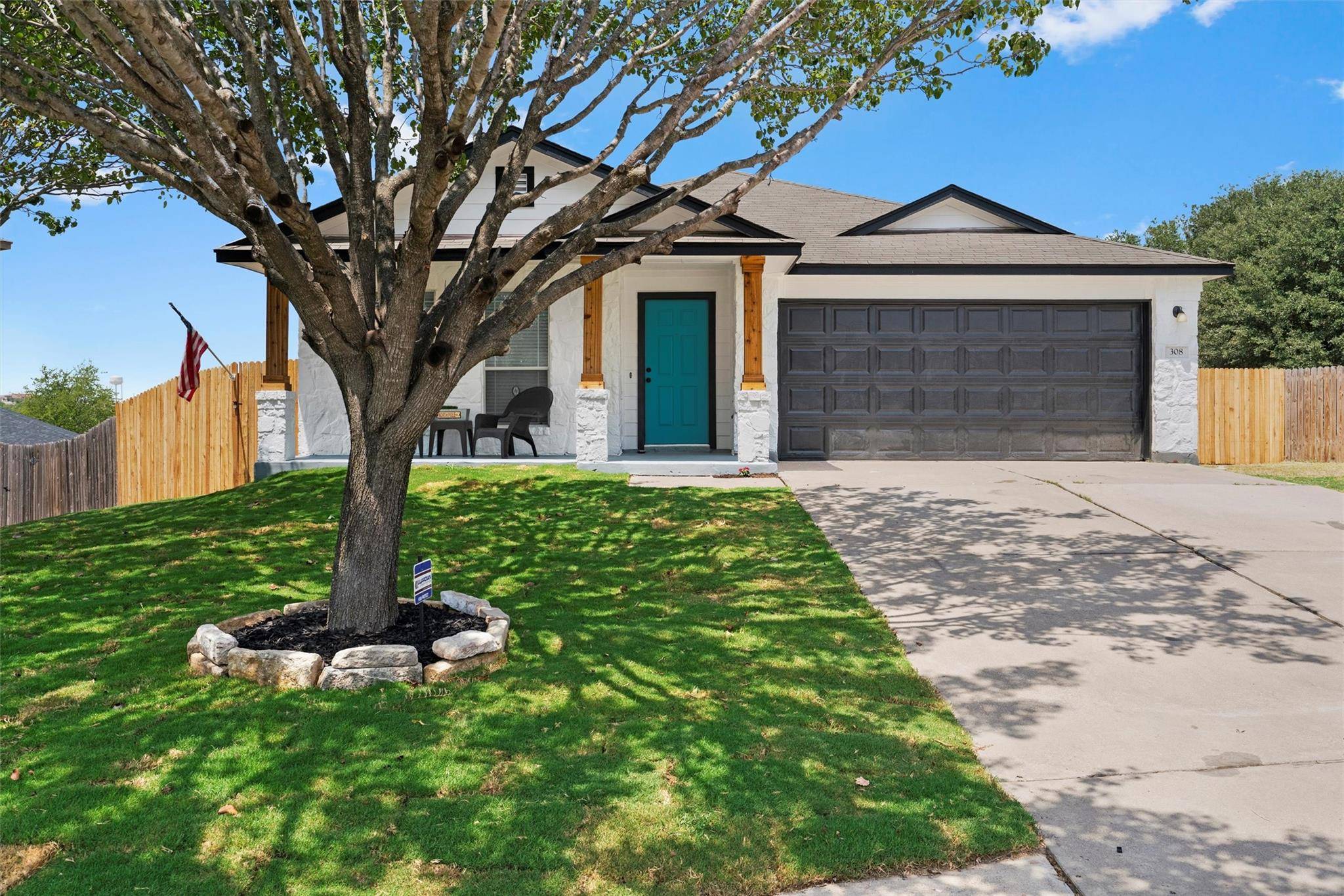 308 Covent DR, Kyle, TX 78640