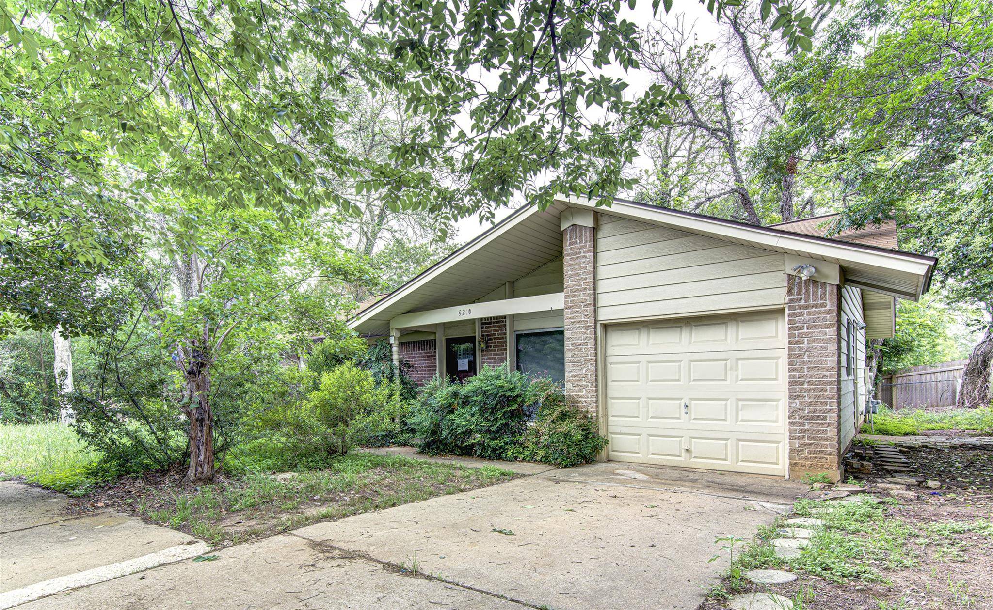 5210 Emerald Meadow DR, Austin, TX 78745