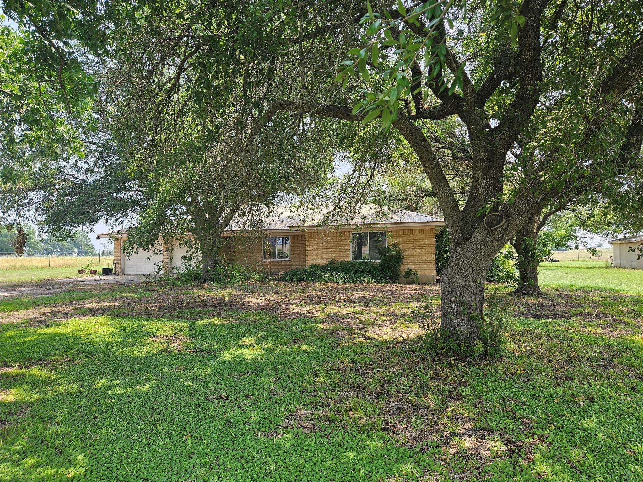 5681 Fm 112 RD, Taylor, TX 76574