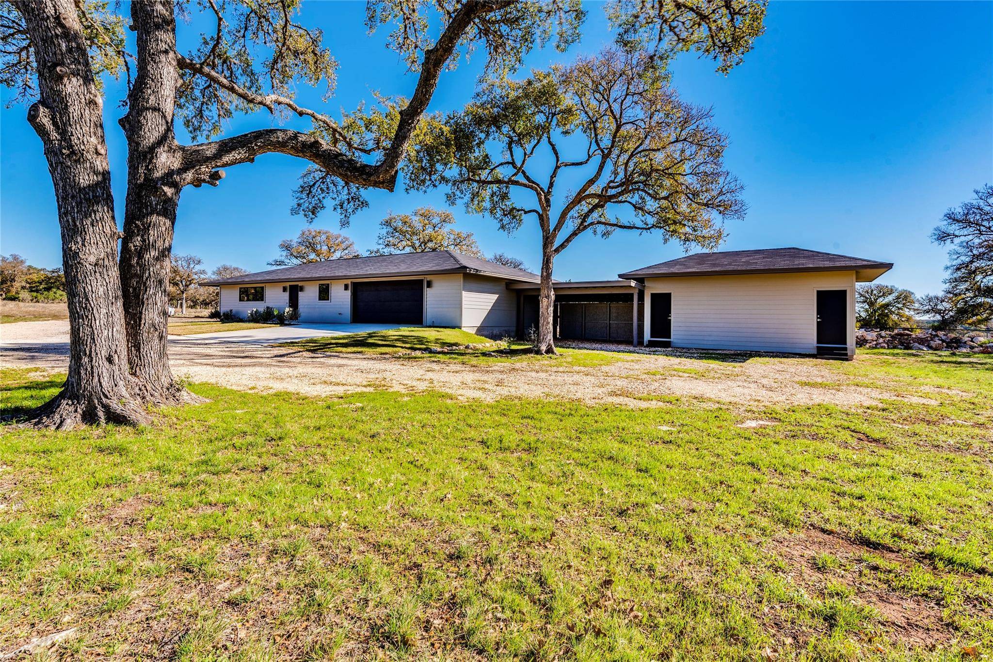 67 Sabinas Springs RD, Boerne, TX 78006