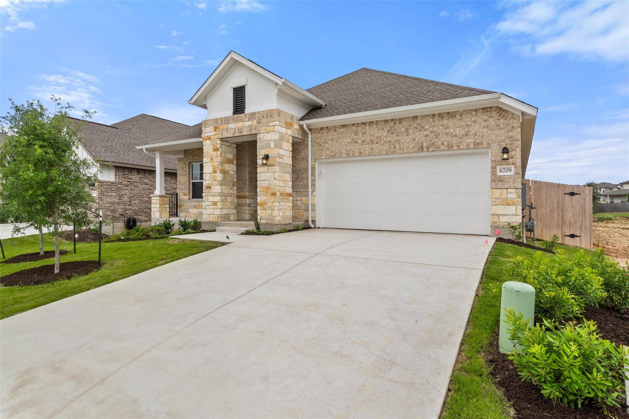 6709 Soaring Skies DR, Buda, TX 78610