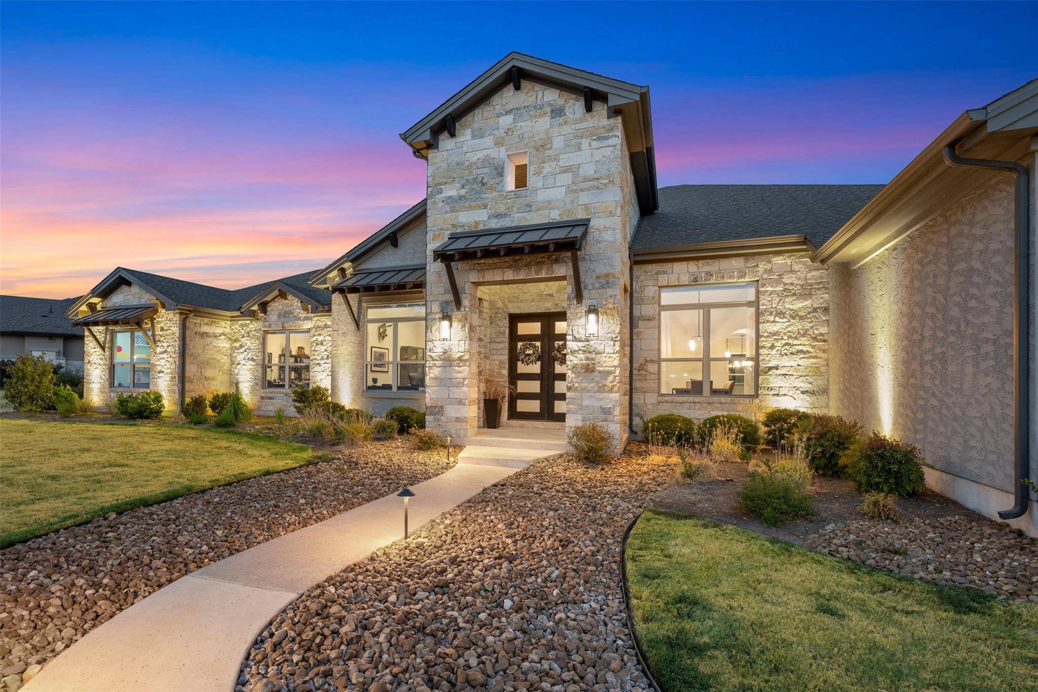 320 Creek Crossing DR, Georgetown, TX 78628