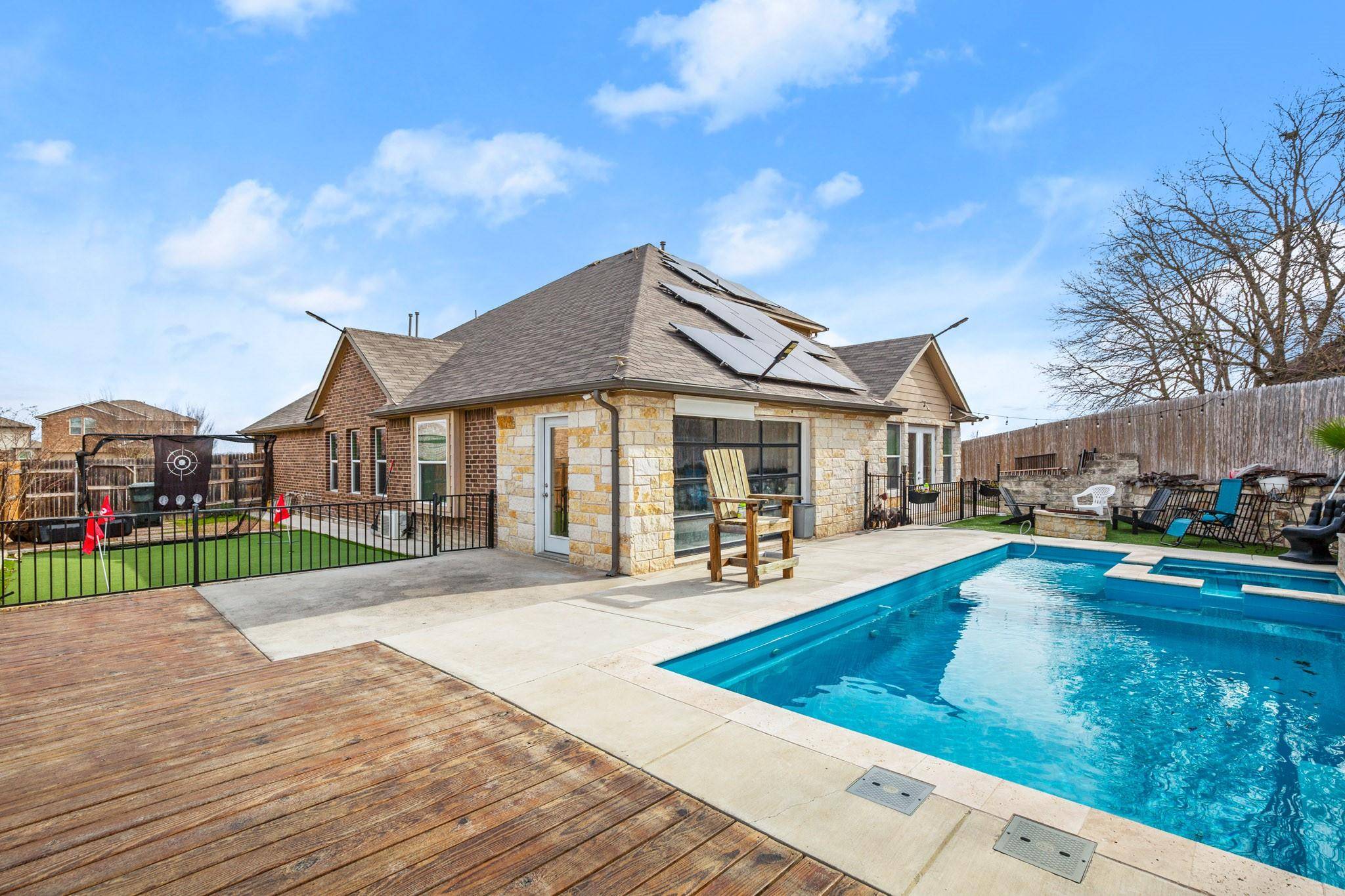 111 Bobolink CV, Kyle, TX 78640