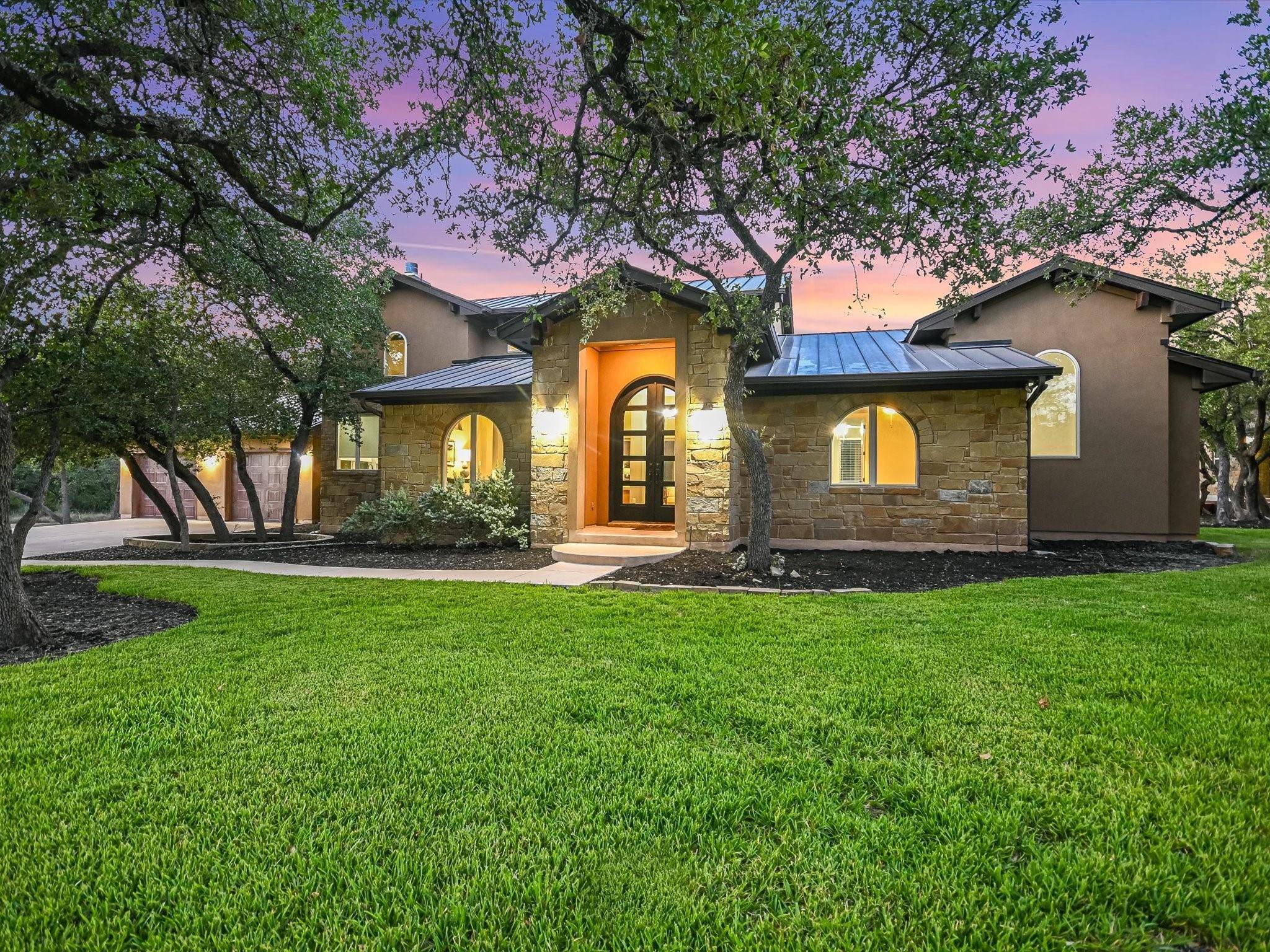 142 Chestnut CV, Jarrell, TX 76537