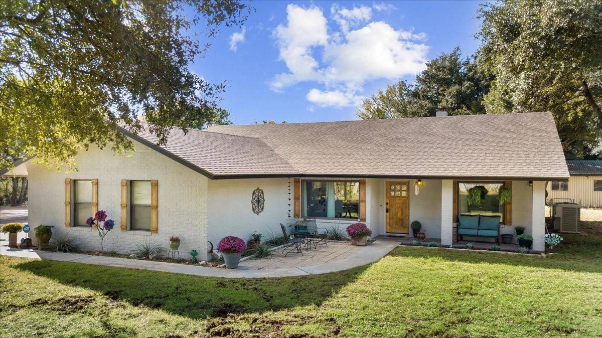 276 Highway 304, Bastrop, TX 78602
