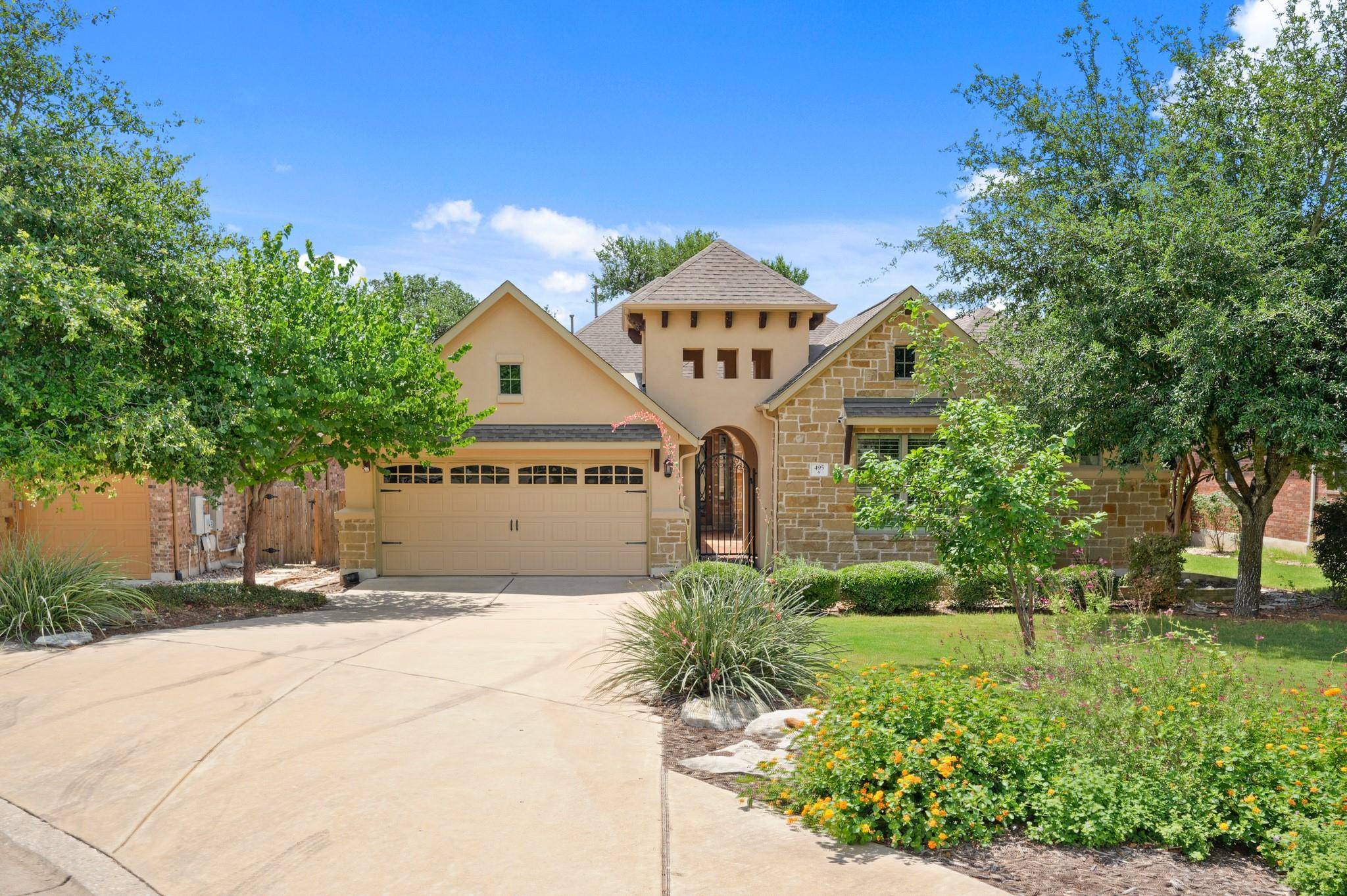 495 Catalina LN, Austin, TX 78737